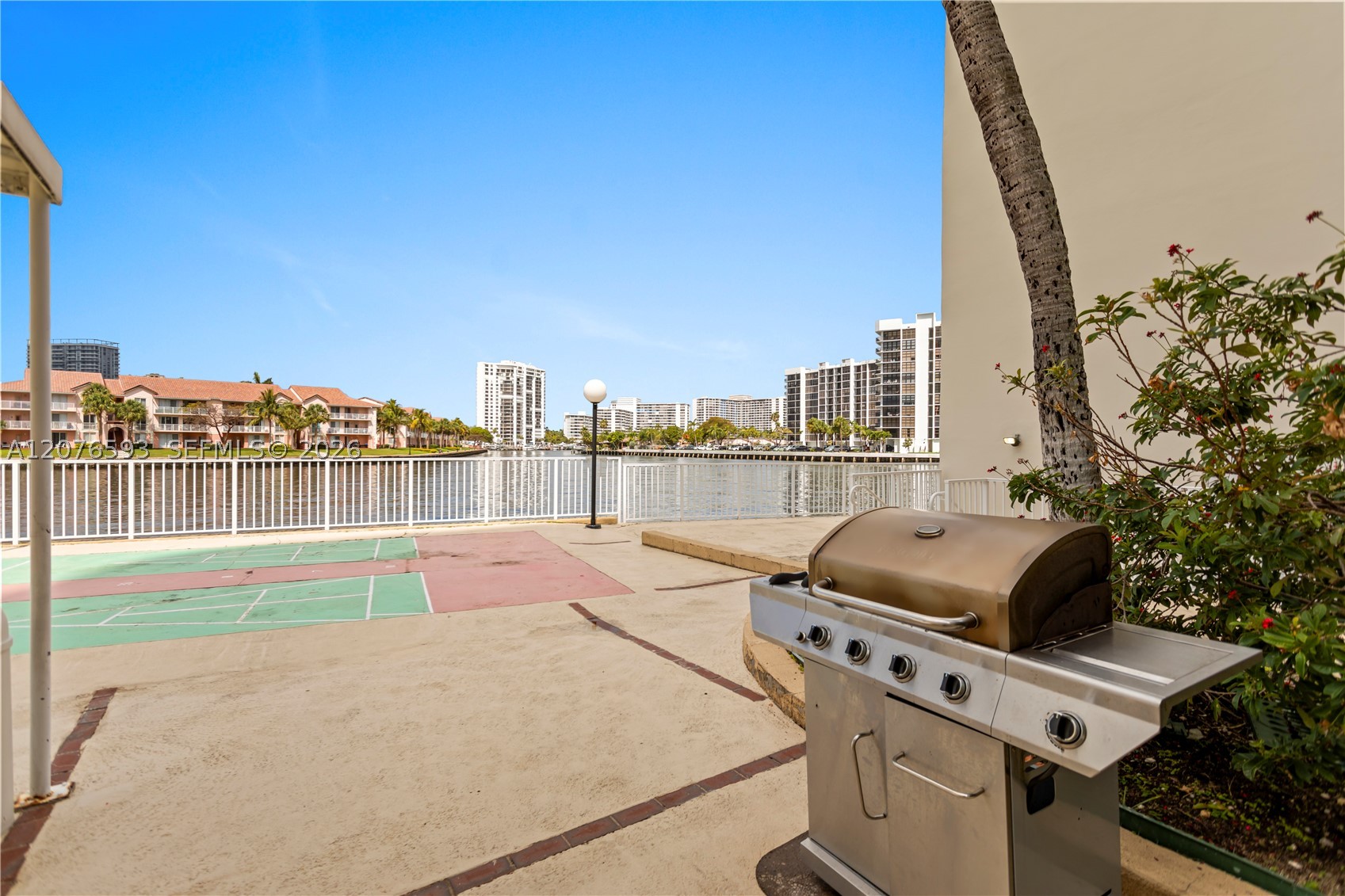 3800 S Ocean Dr 1710 Property Photo 21