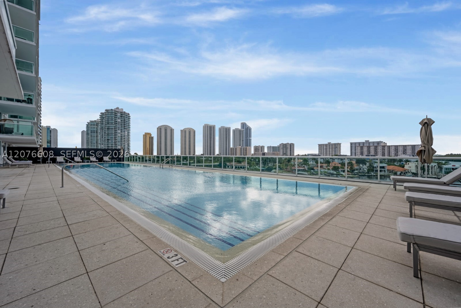 400 Sunny Isles Blvd 908 Property Photo 5