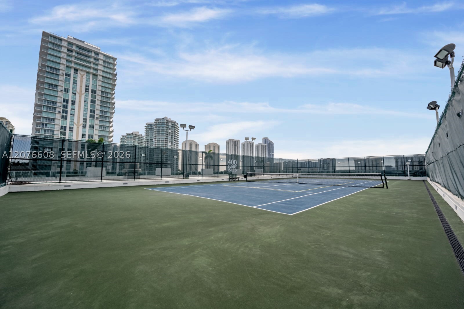 400 Sunny Isles Blvd 908 Property Photo 12