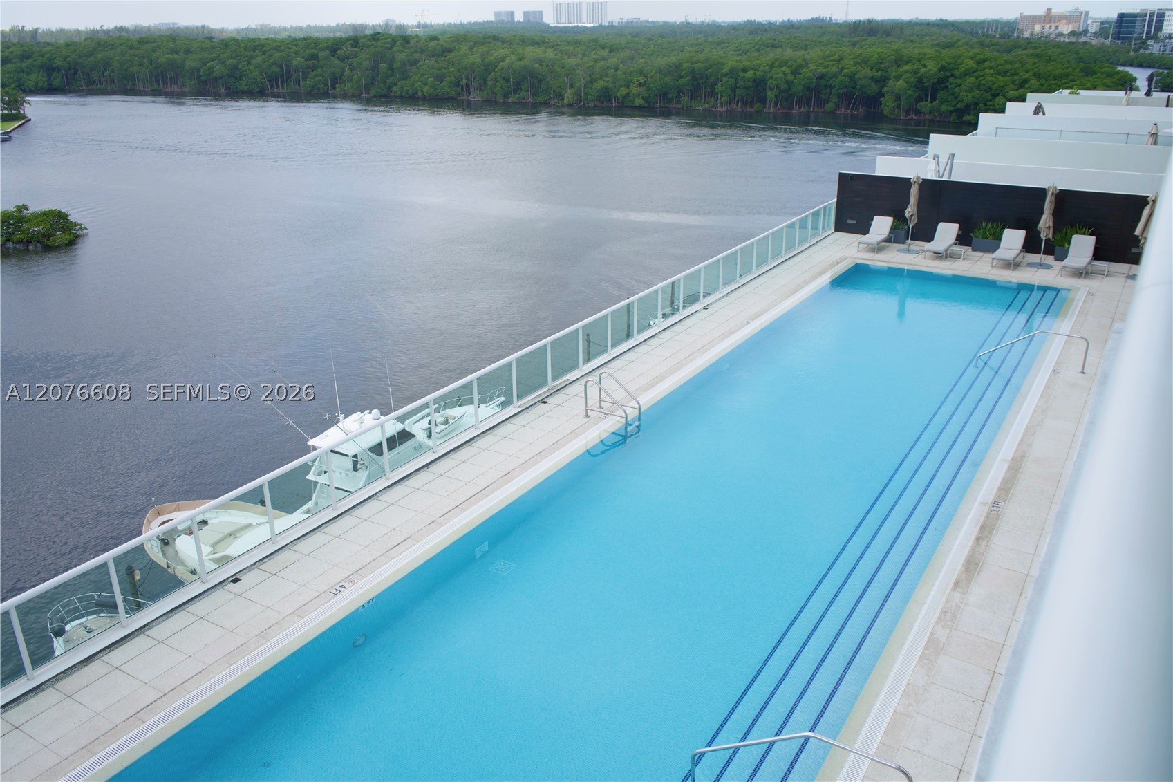 400 Sunny Isles Blvd 908 Property Photo 15
