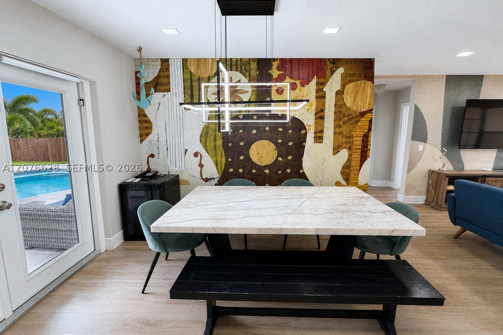 6511 Park St Property Photo 10
