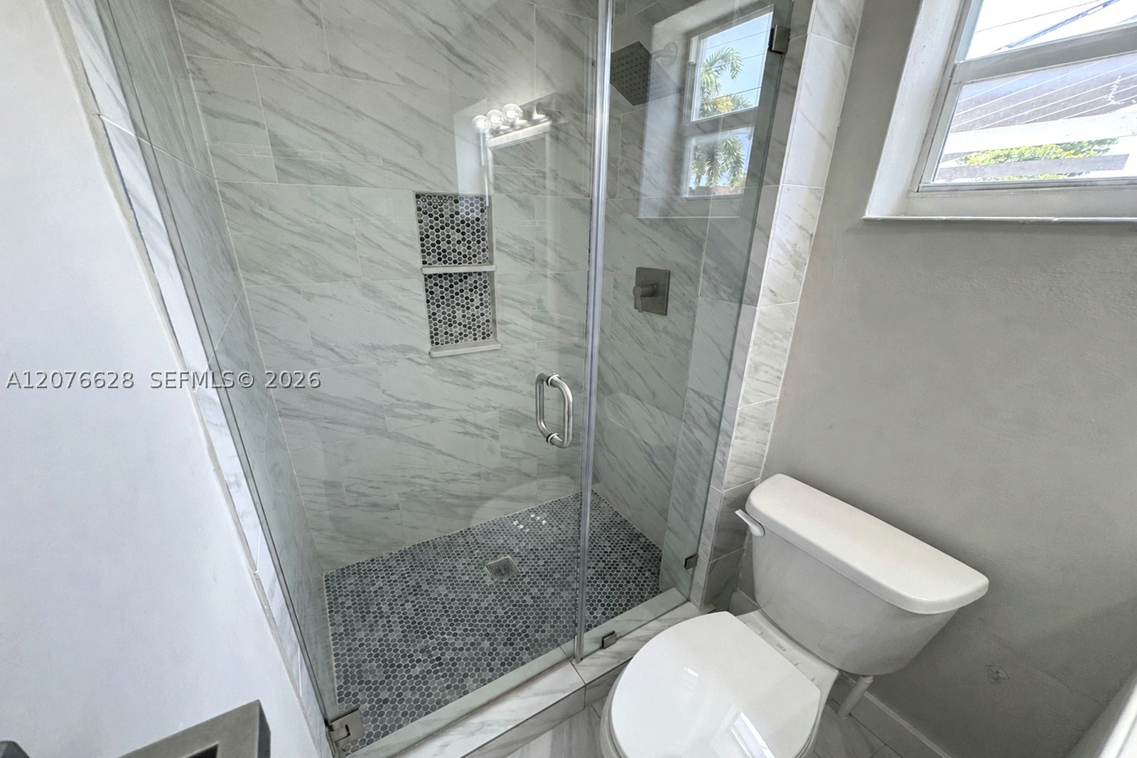 6511 Park St Property Photo 23