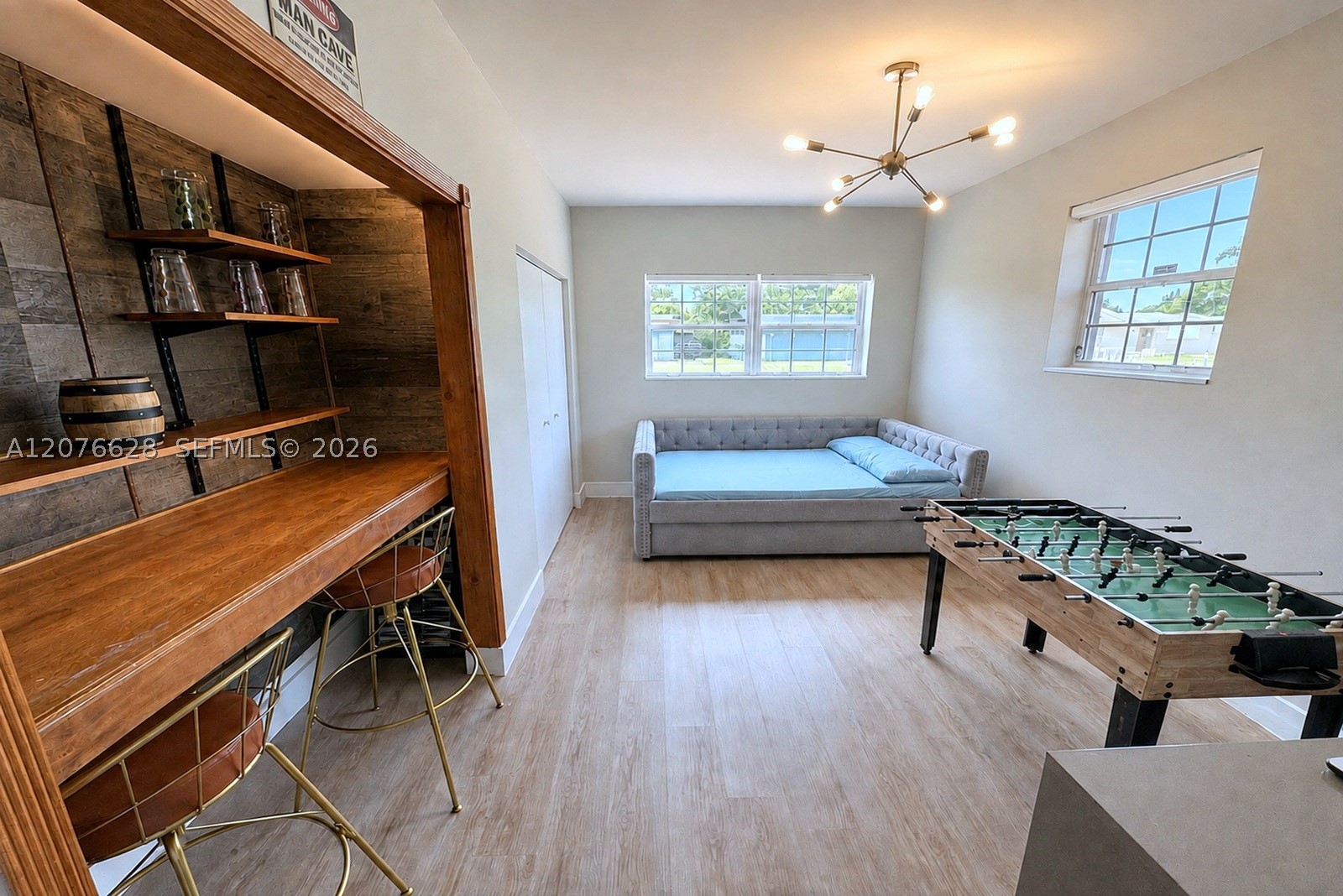 6511 Park St Property Photo 25