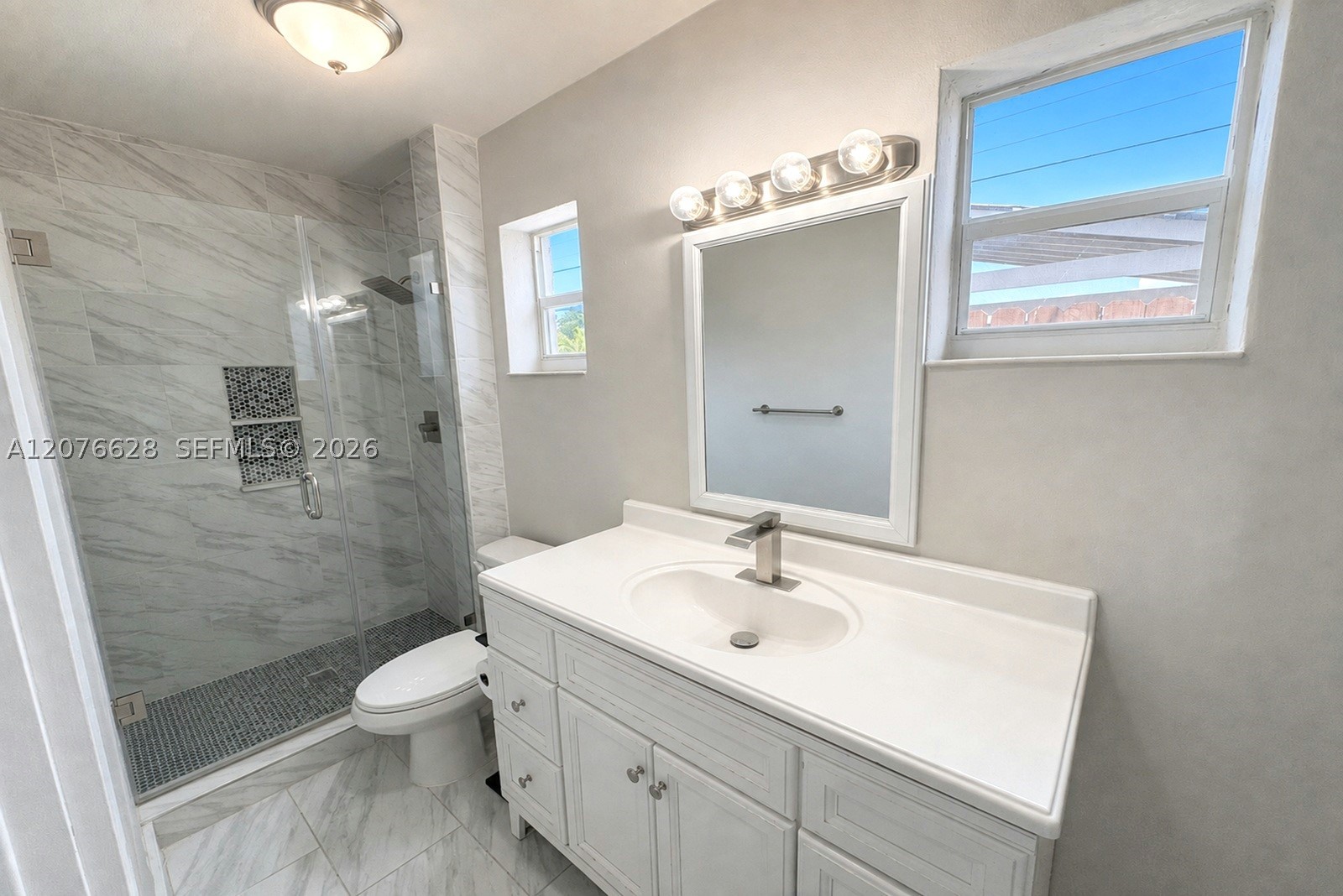 6511 Park St Property Photo 27
