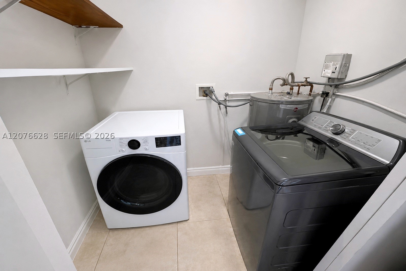 6511 Park St Property Photo 28