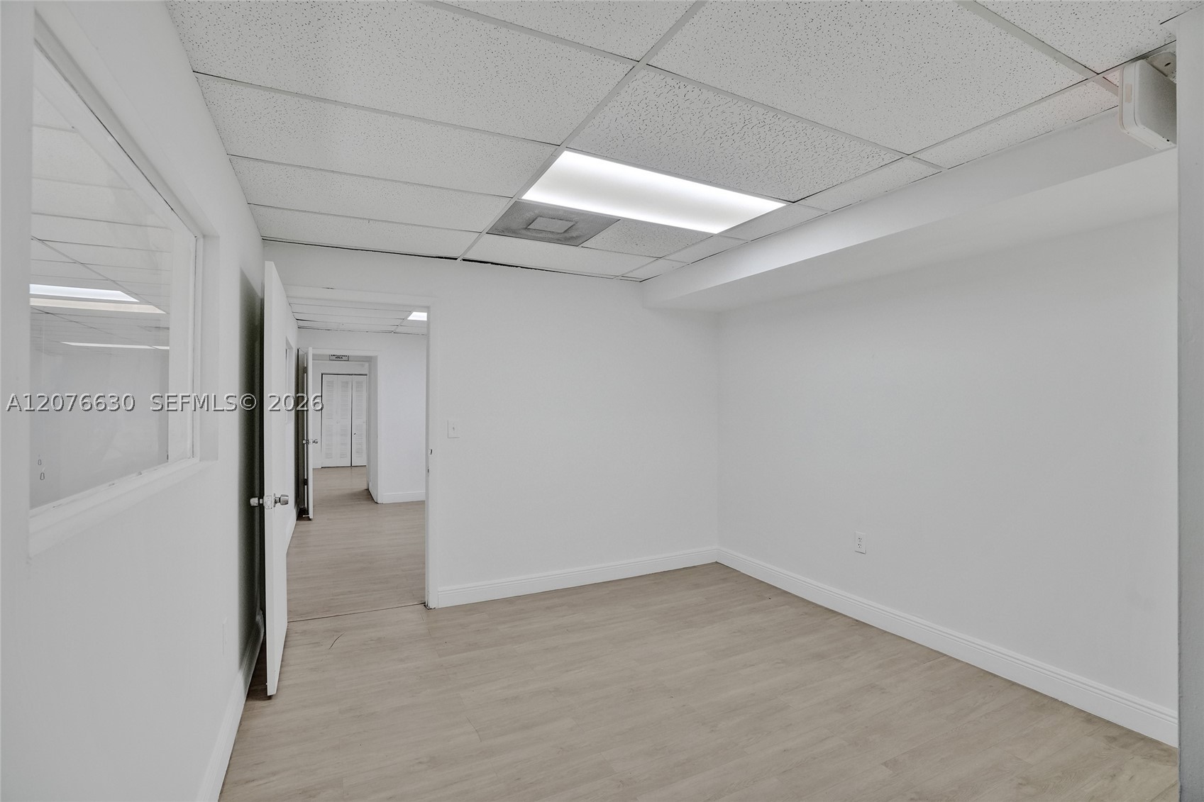 900 W Flagler St 4 Property Photo 15