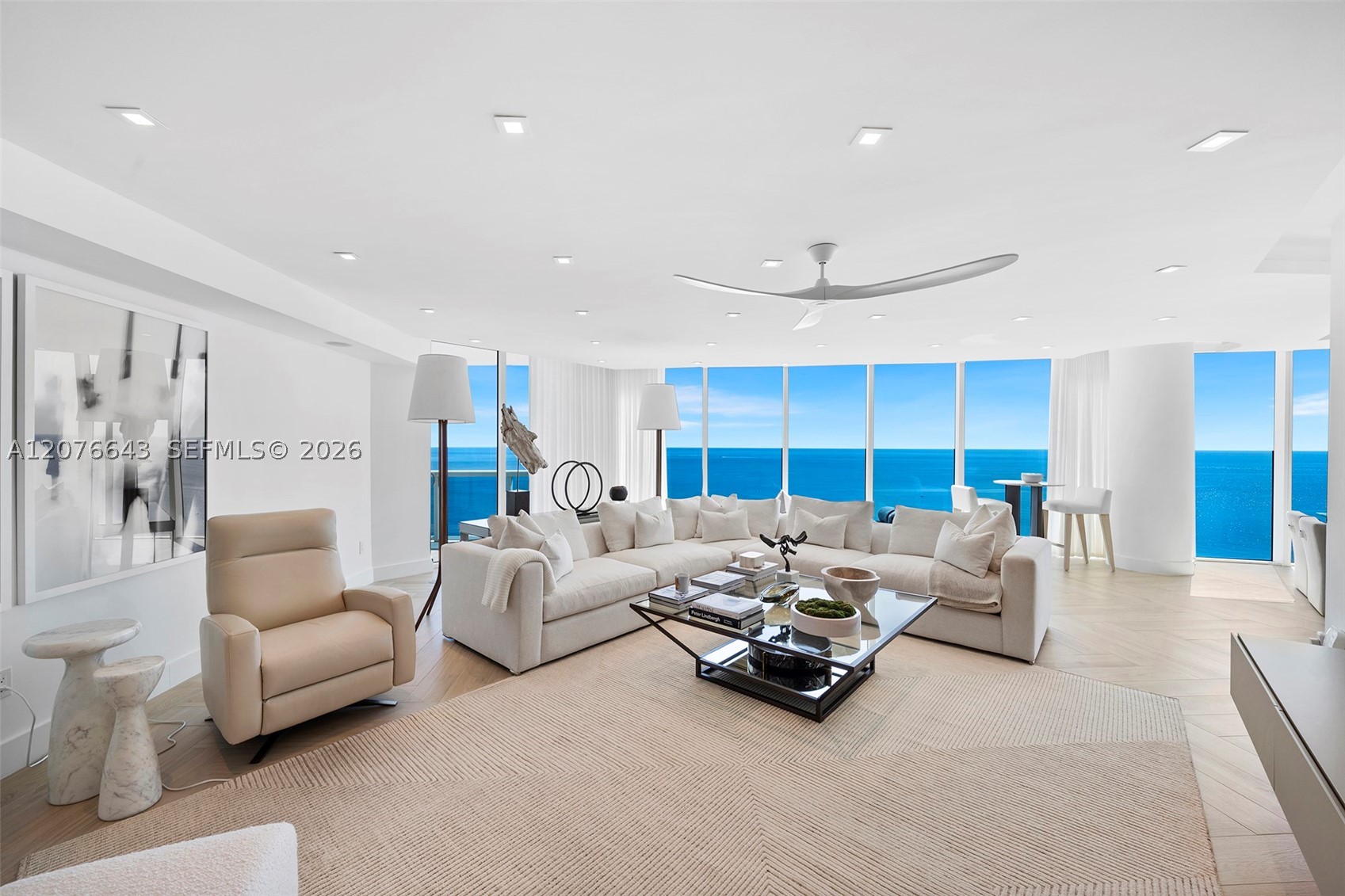2711 S Ocean Dr 1502 Property Photo 11