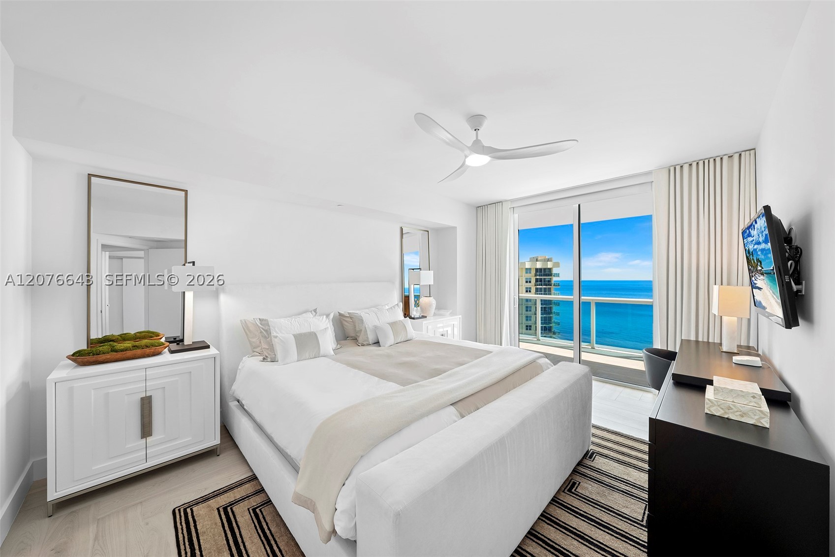 2711 S Ocean Dr 1502 Property Photo 47