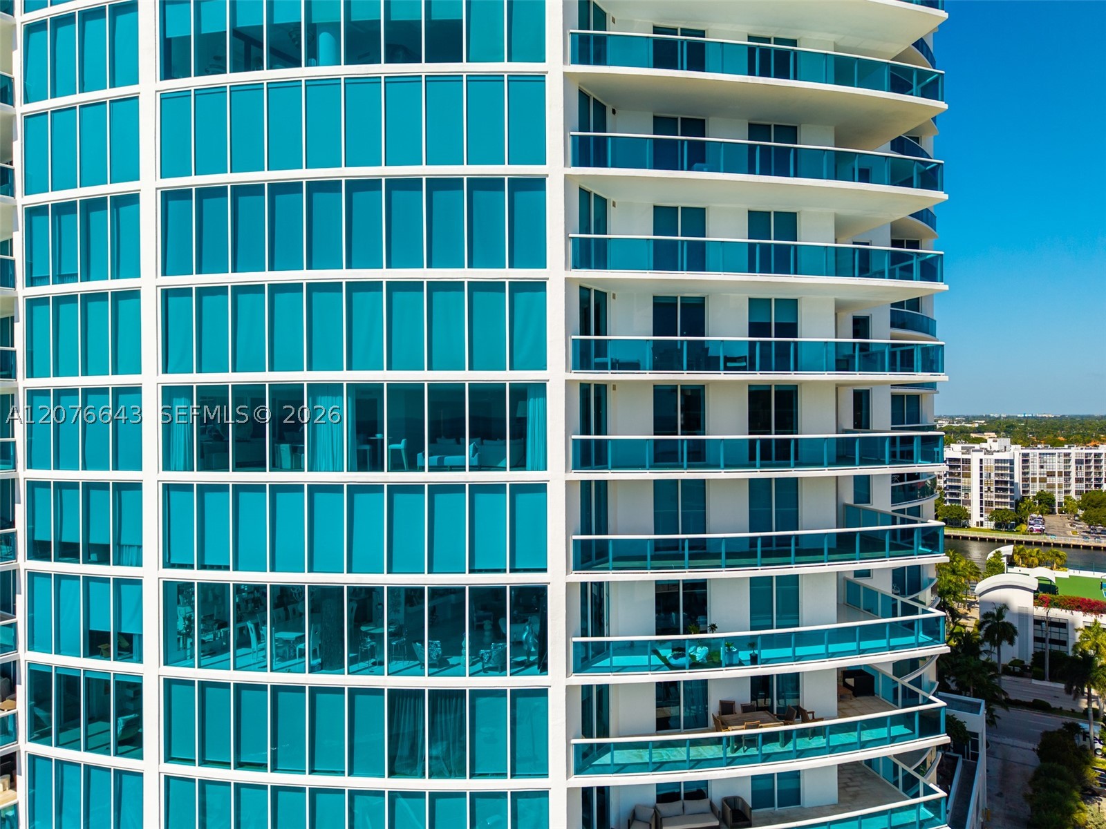 2711 S Ocean Dr 1502 Property Photo 84