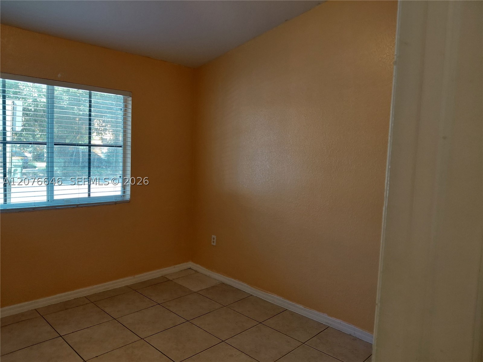 83 Ne 13th Ave 15 Property Photo 32