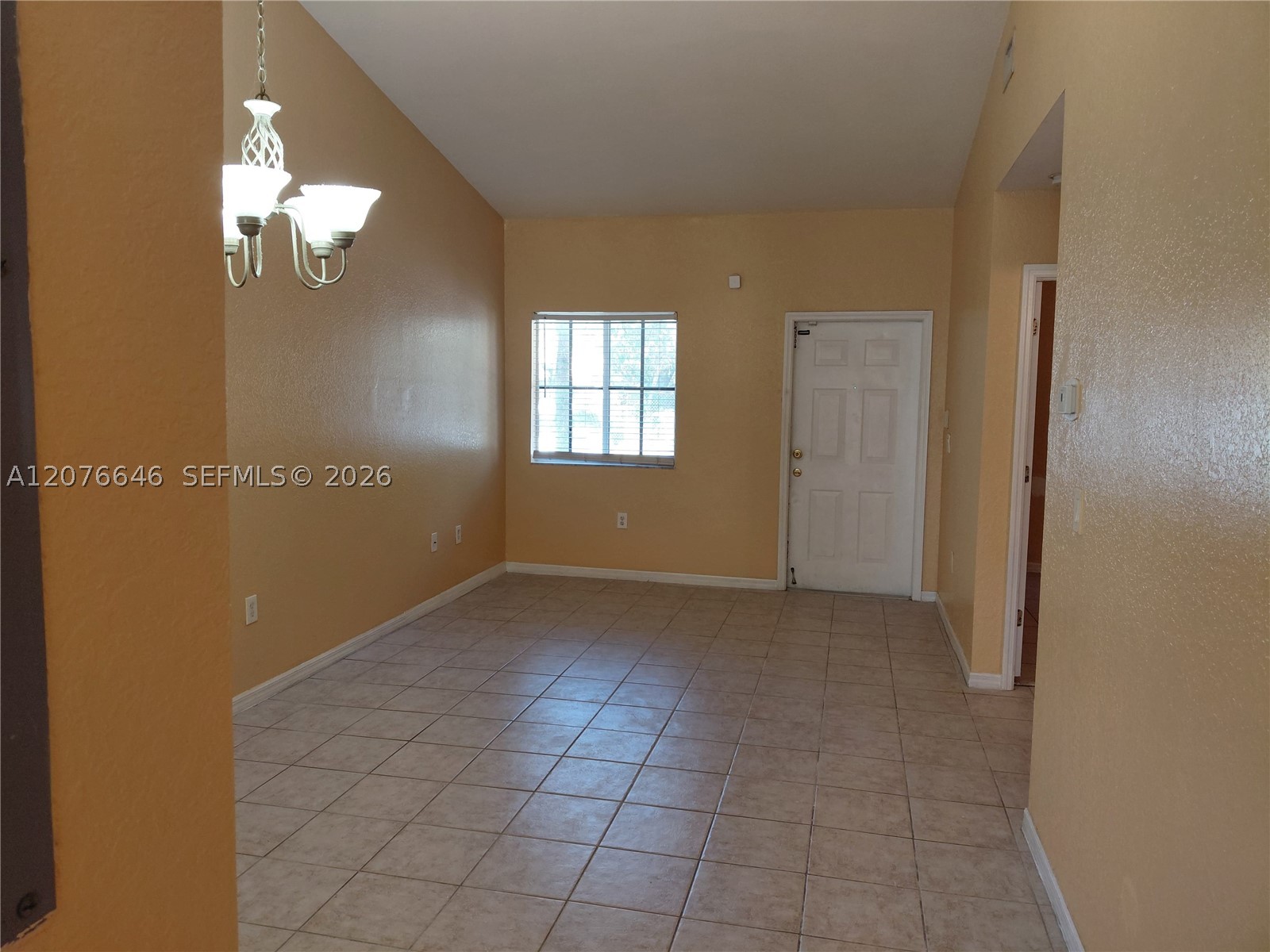 83 Ne 13th Ave 15 Property Photo 37