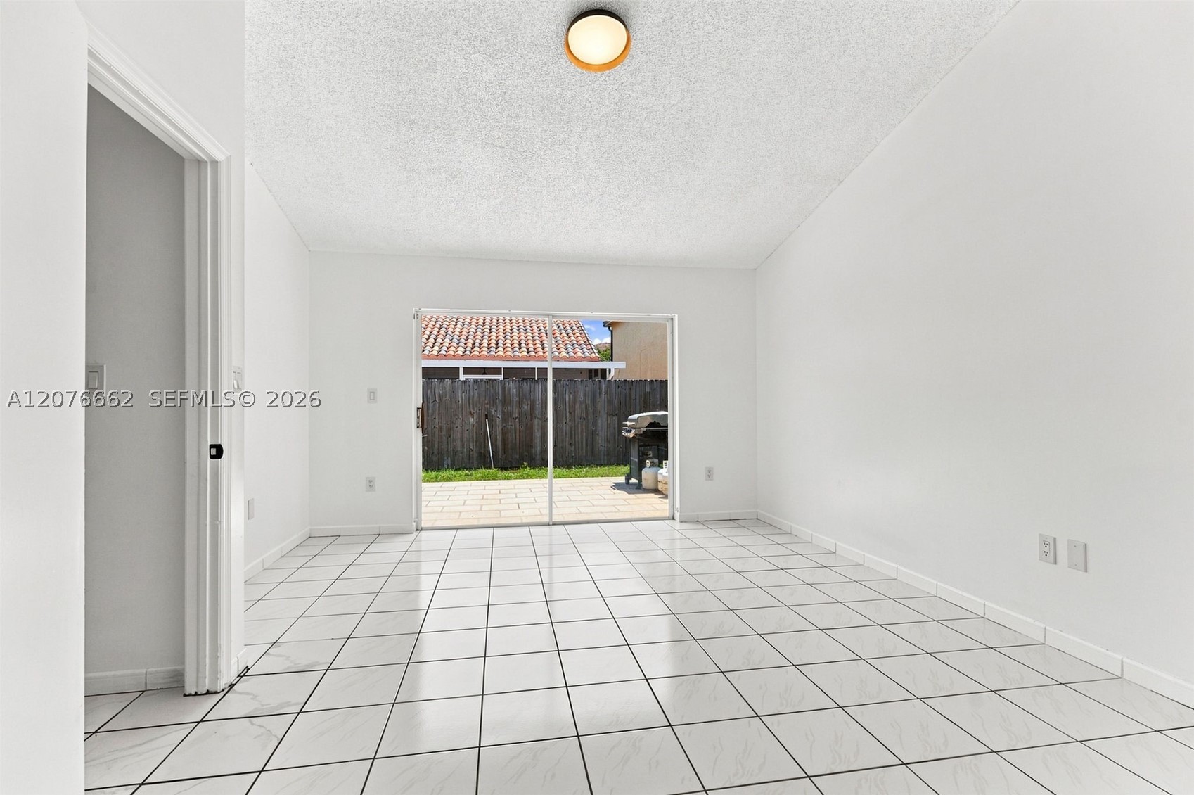 19181 Nw 89th Ave Property Photo 20