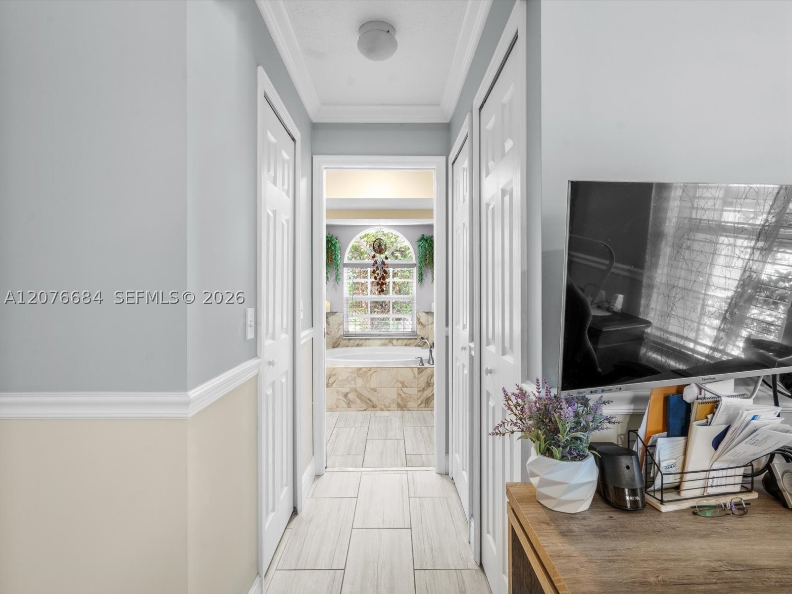 1790 Sw Day St Property Photo 27