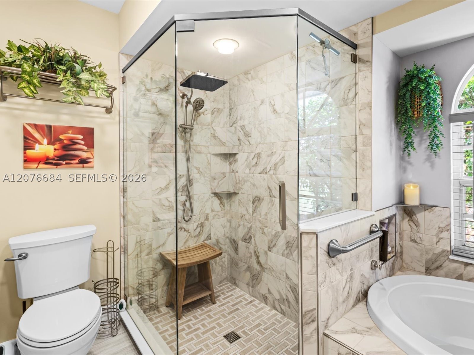 1790 Sw Day St Property Photo 31