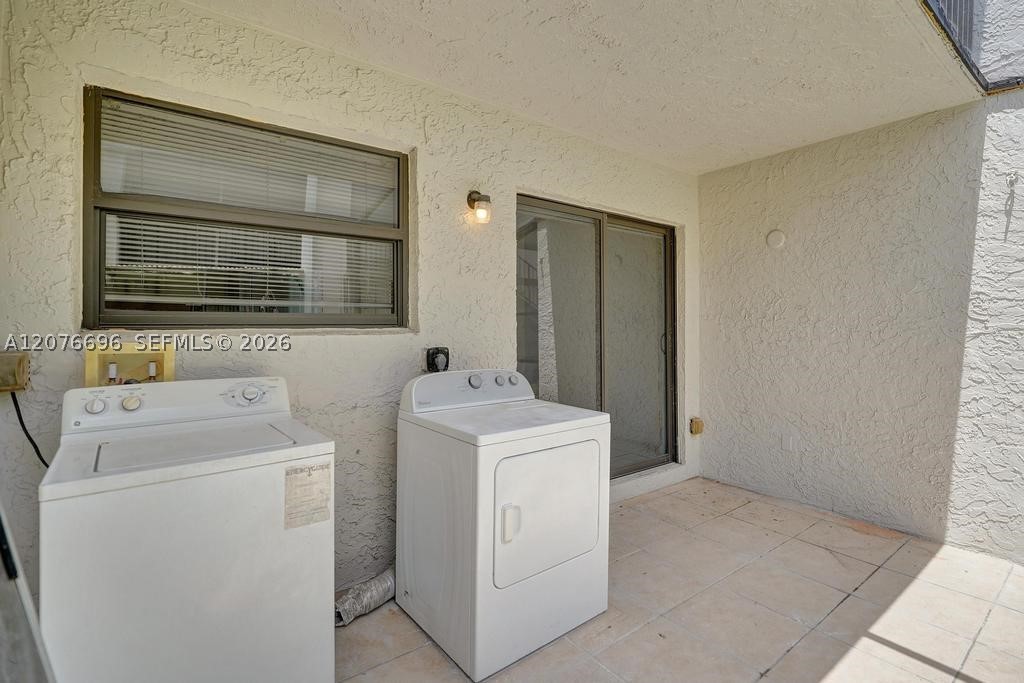 4511 Treehouse Ln B Property Photo 18