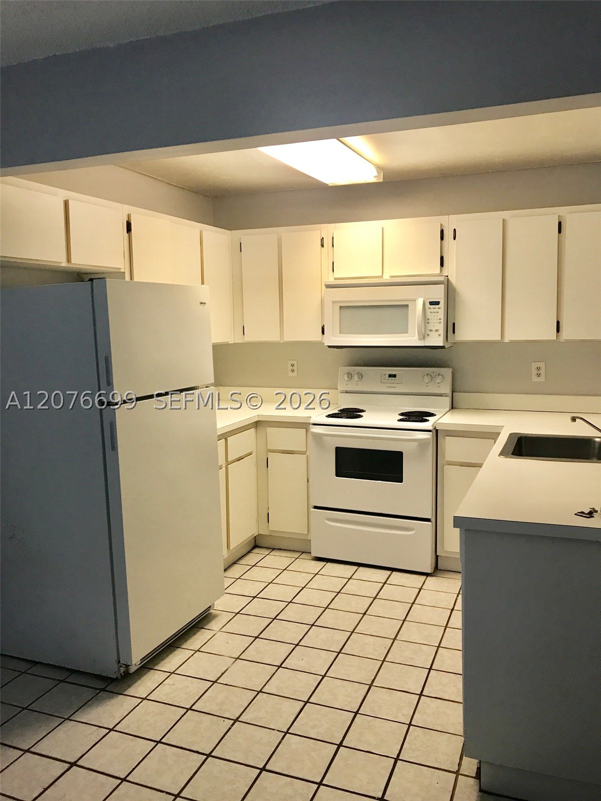 9810 Hammocks Blvd 202 Property Photo 2