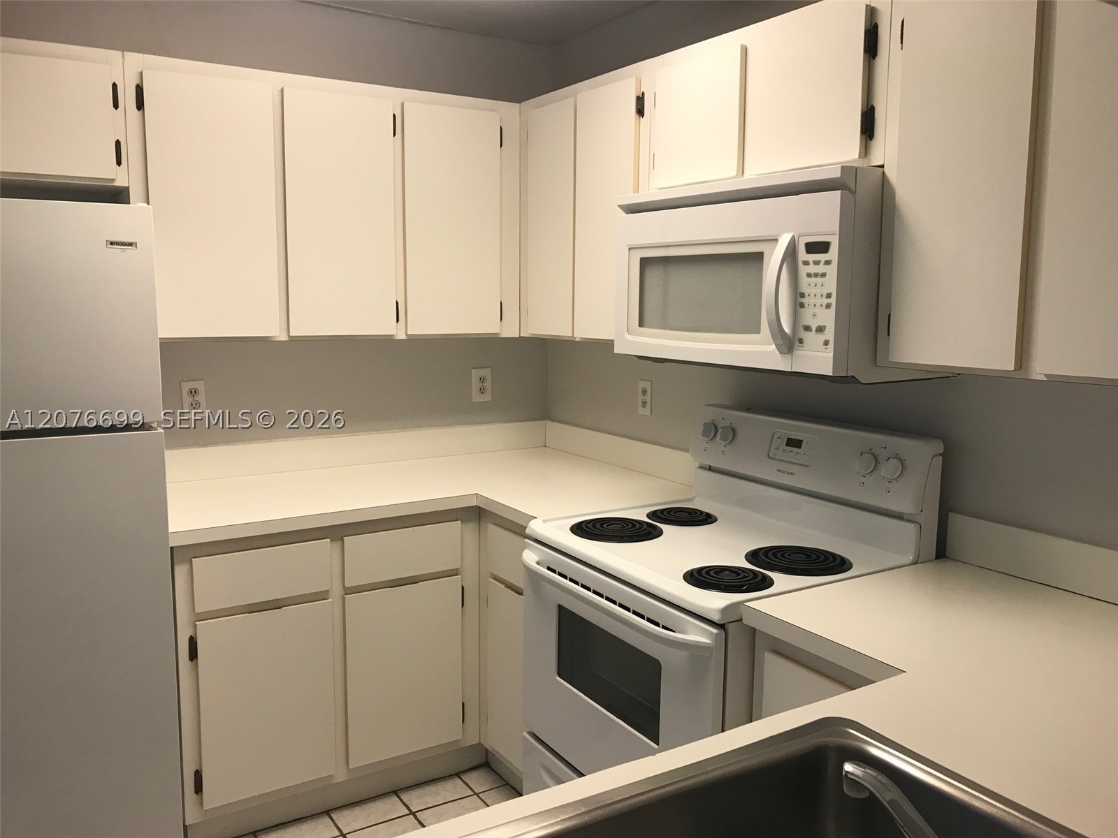 9810 Hammocks Blvd 202 Property Photo 4