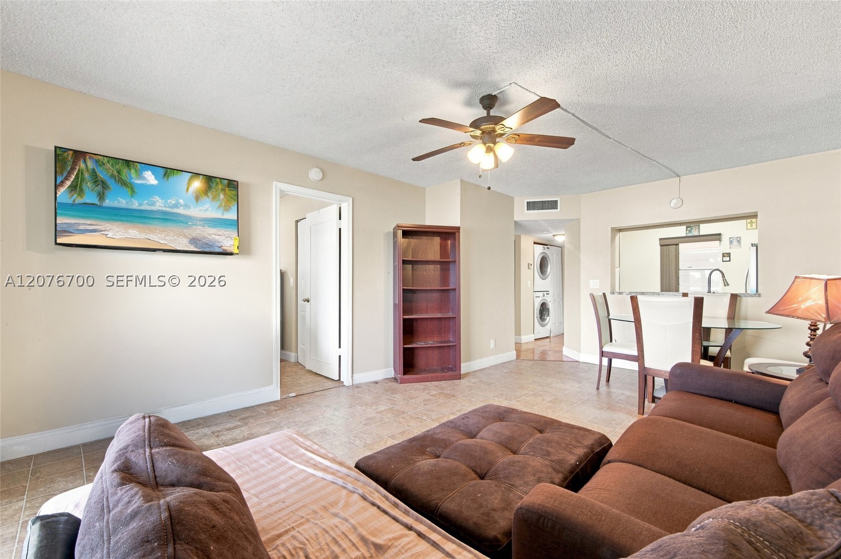 5510 Lakeside Dr 108 Property Photo 13