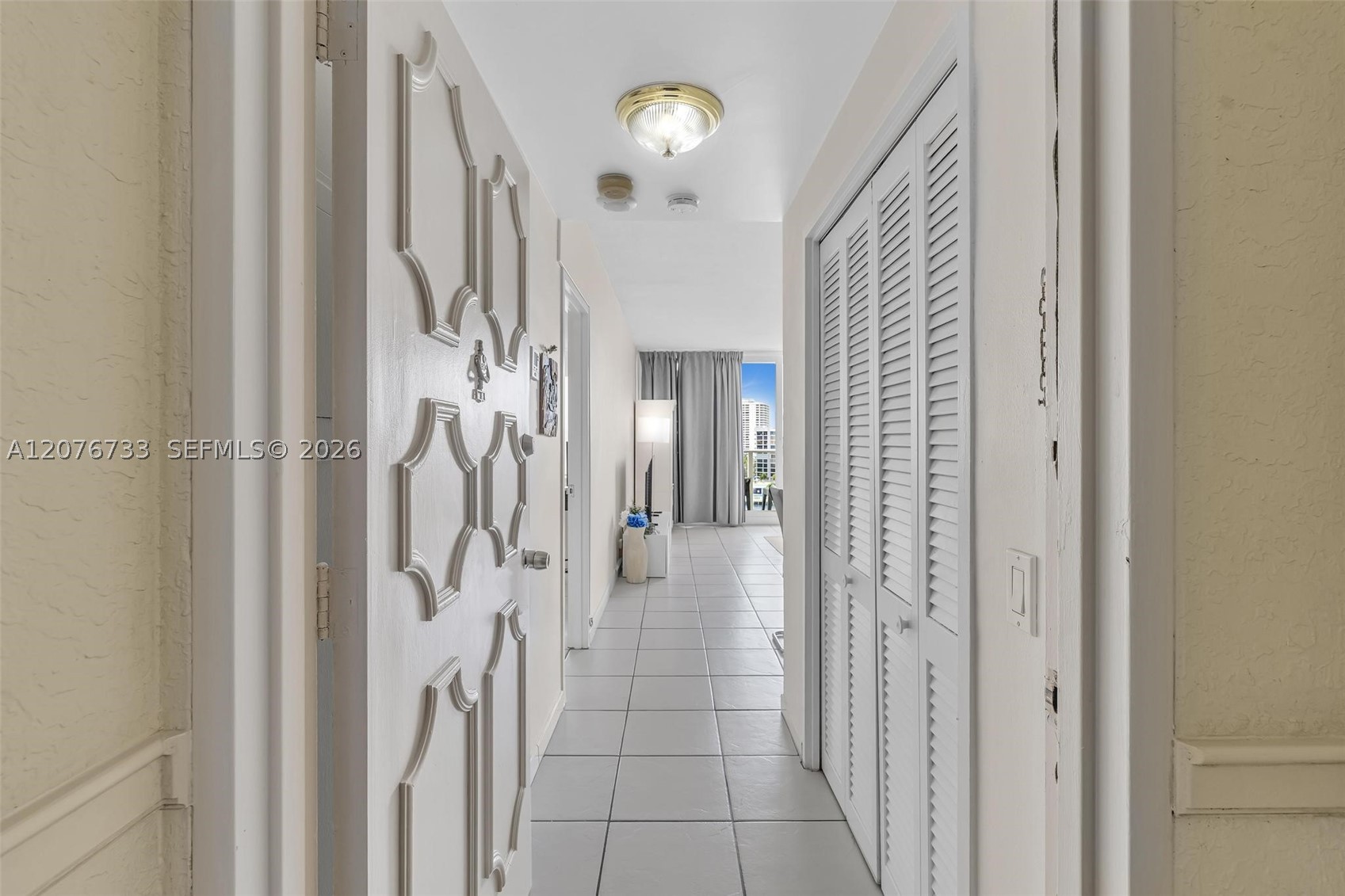 3505 S Ocean Dr 804 Property Photo 8