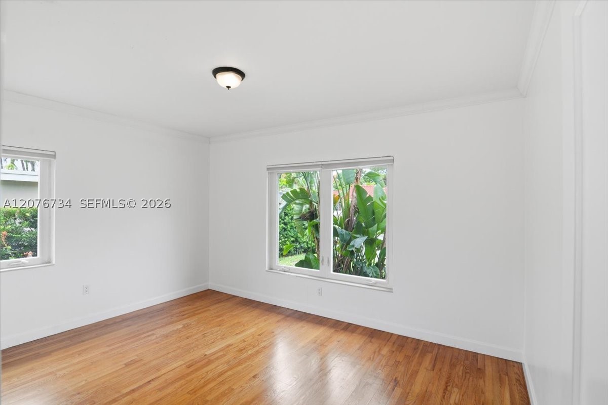 8975 Froude Ave Property Photo 14