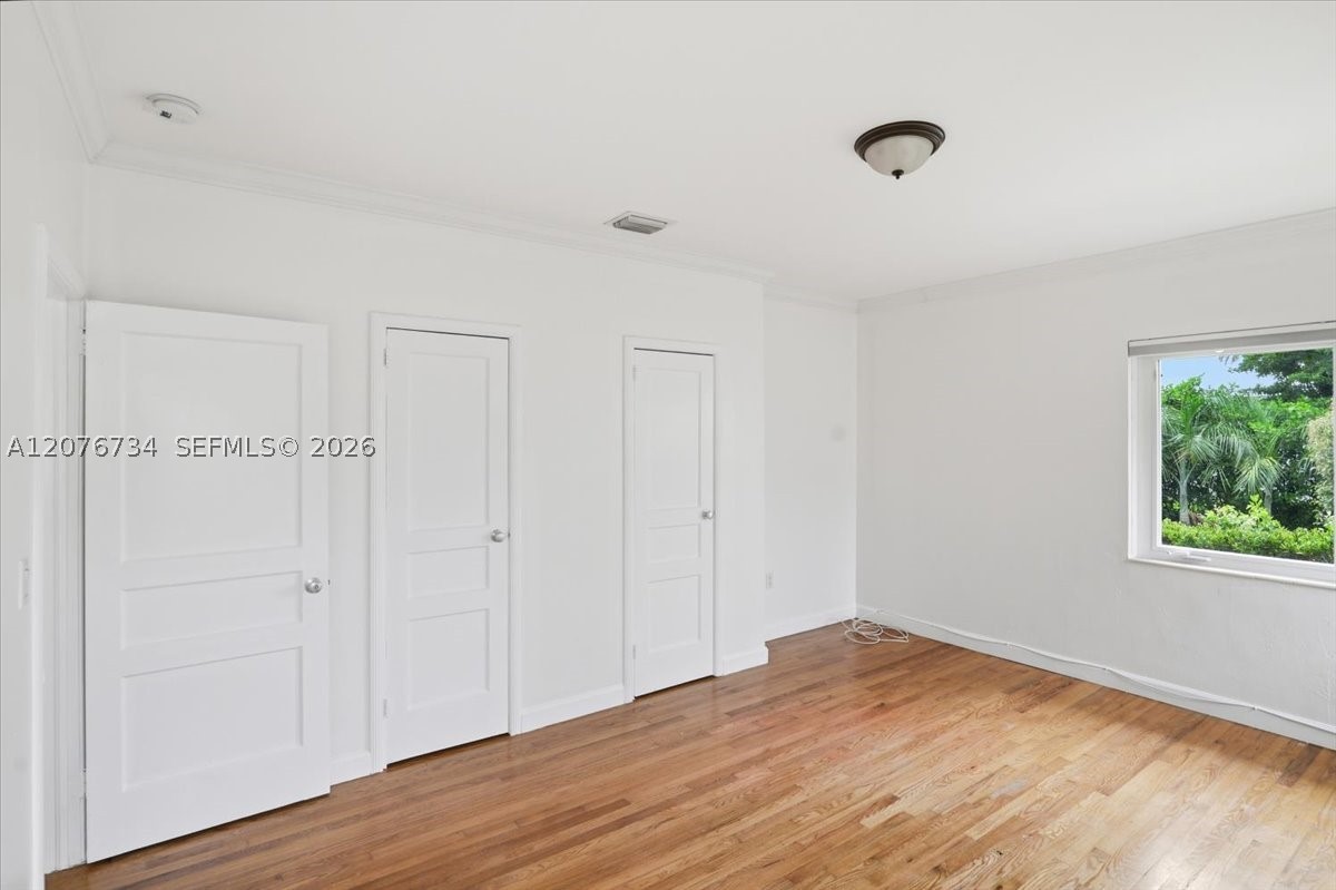 8975 Froude Ave Property Photo 18