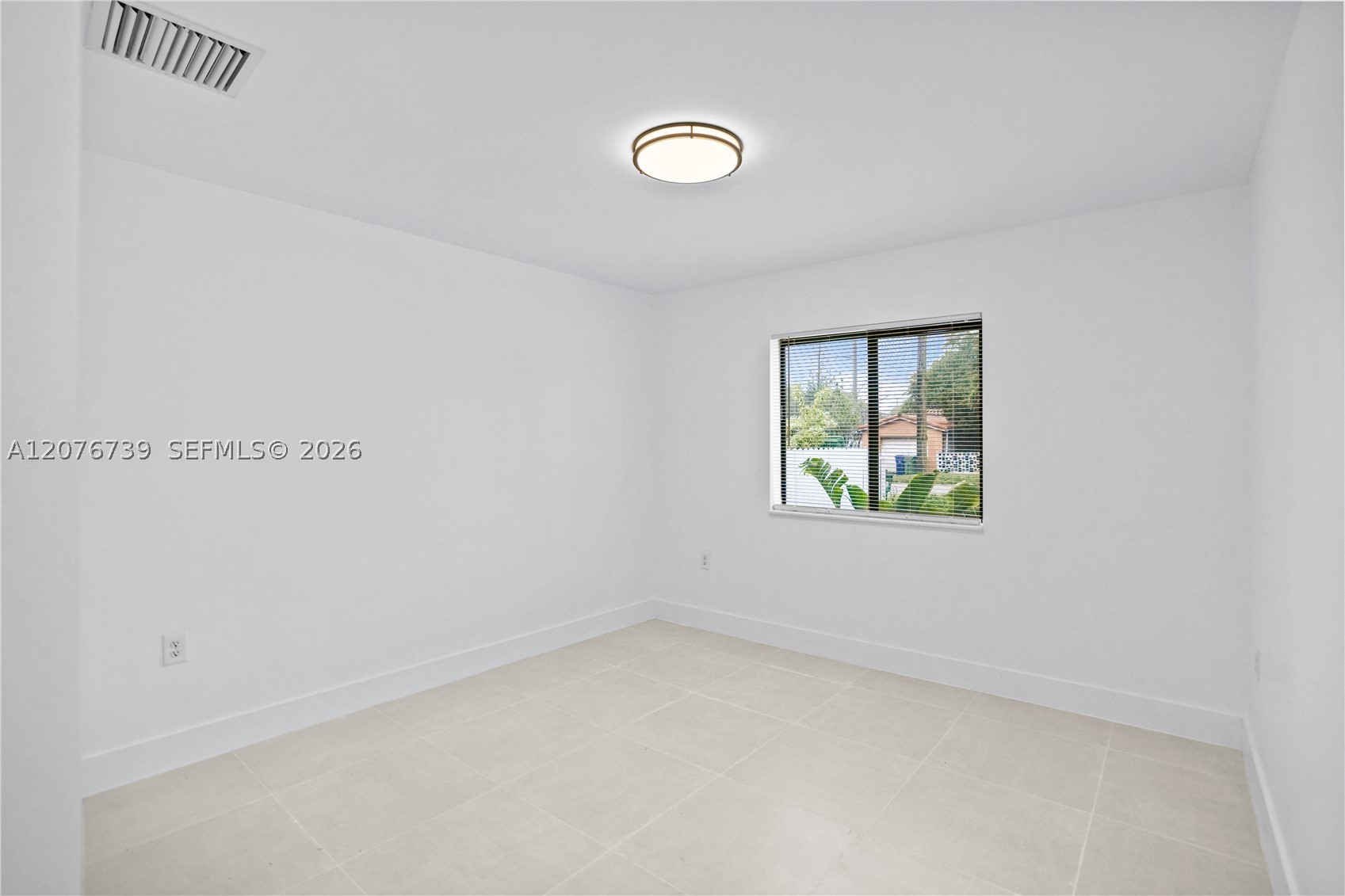 5817 Nw 30th Ave 5817 Property Photo 15