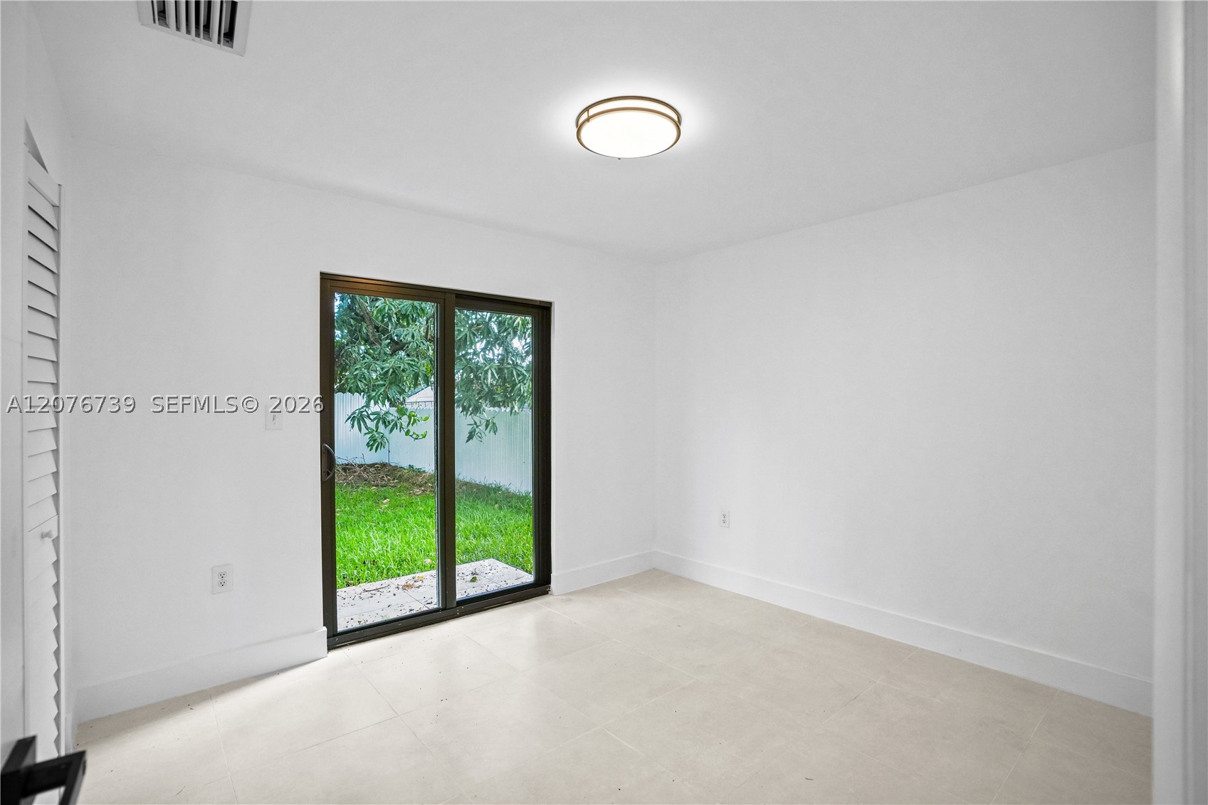 5817 Nw 30th Ave 5817 Property Photo 22