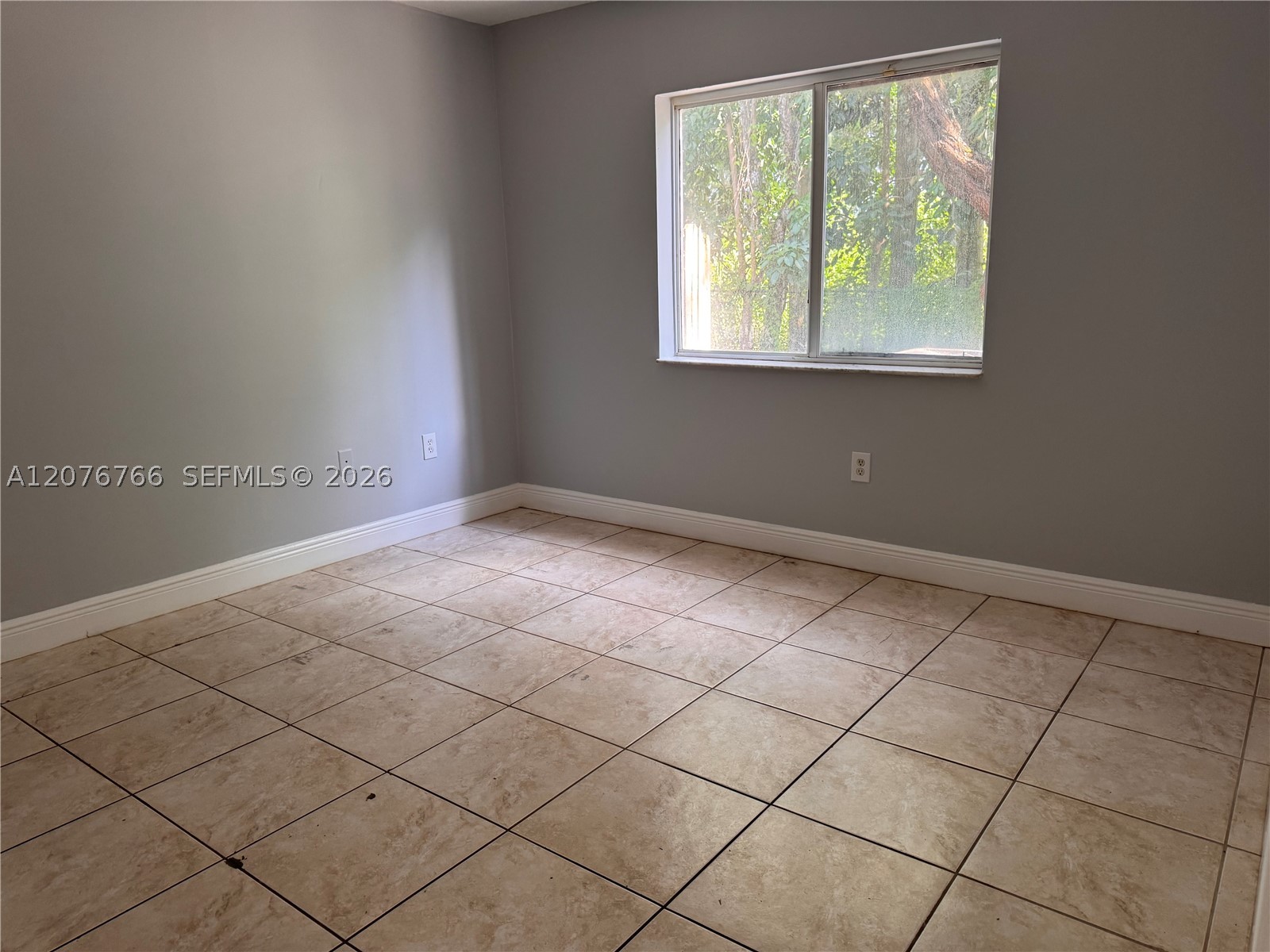 4240 Ne 9th St Property Photo 18