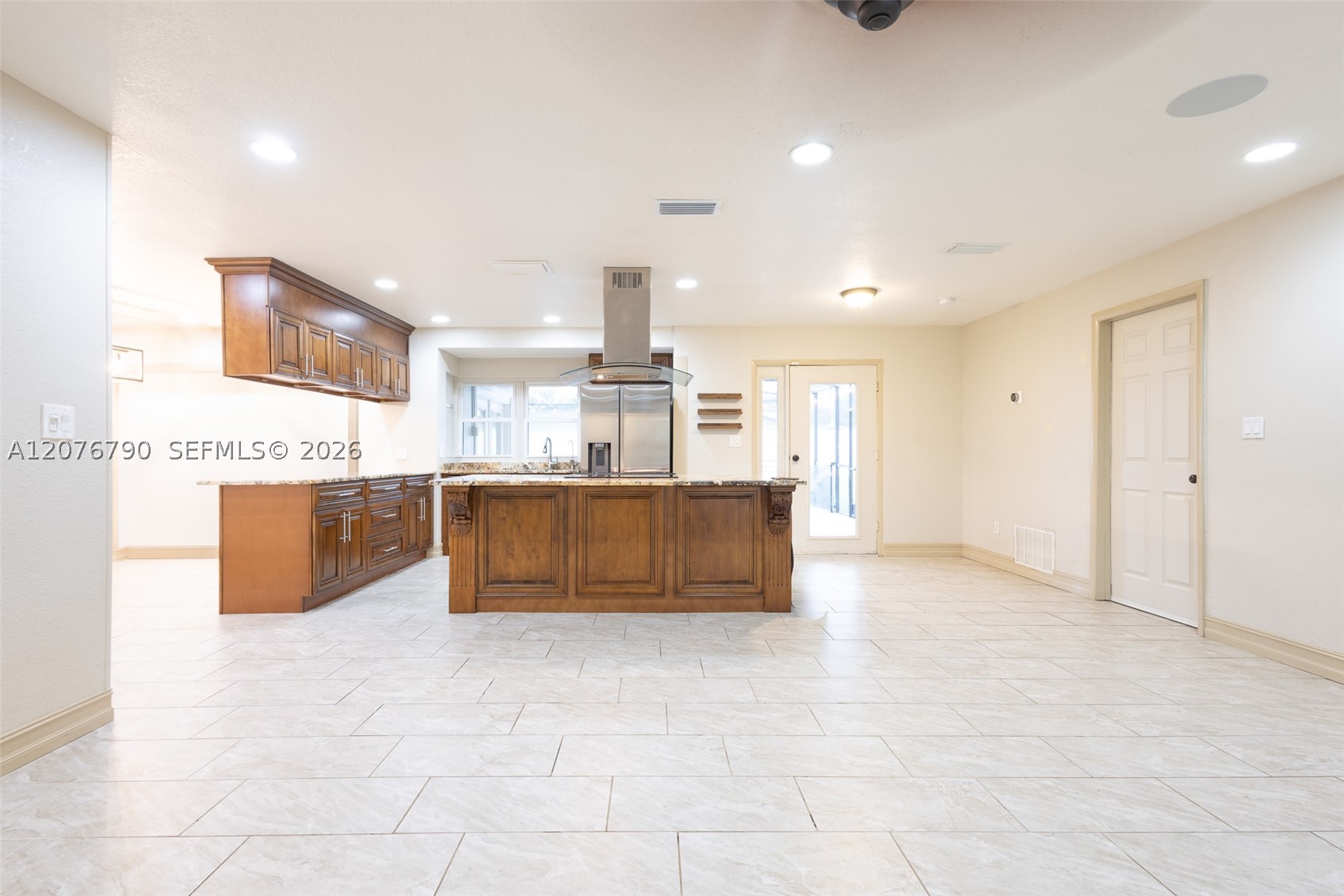 603 Wood Rd Property Photo 8