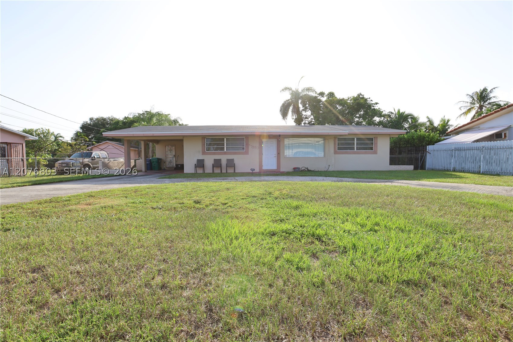 17530 Nw 27th Ct Property Photo 2