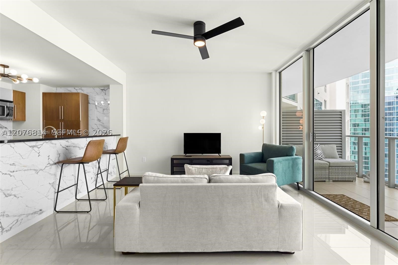 300 S Biscayne Blvd T-3407 Property Photo 6