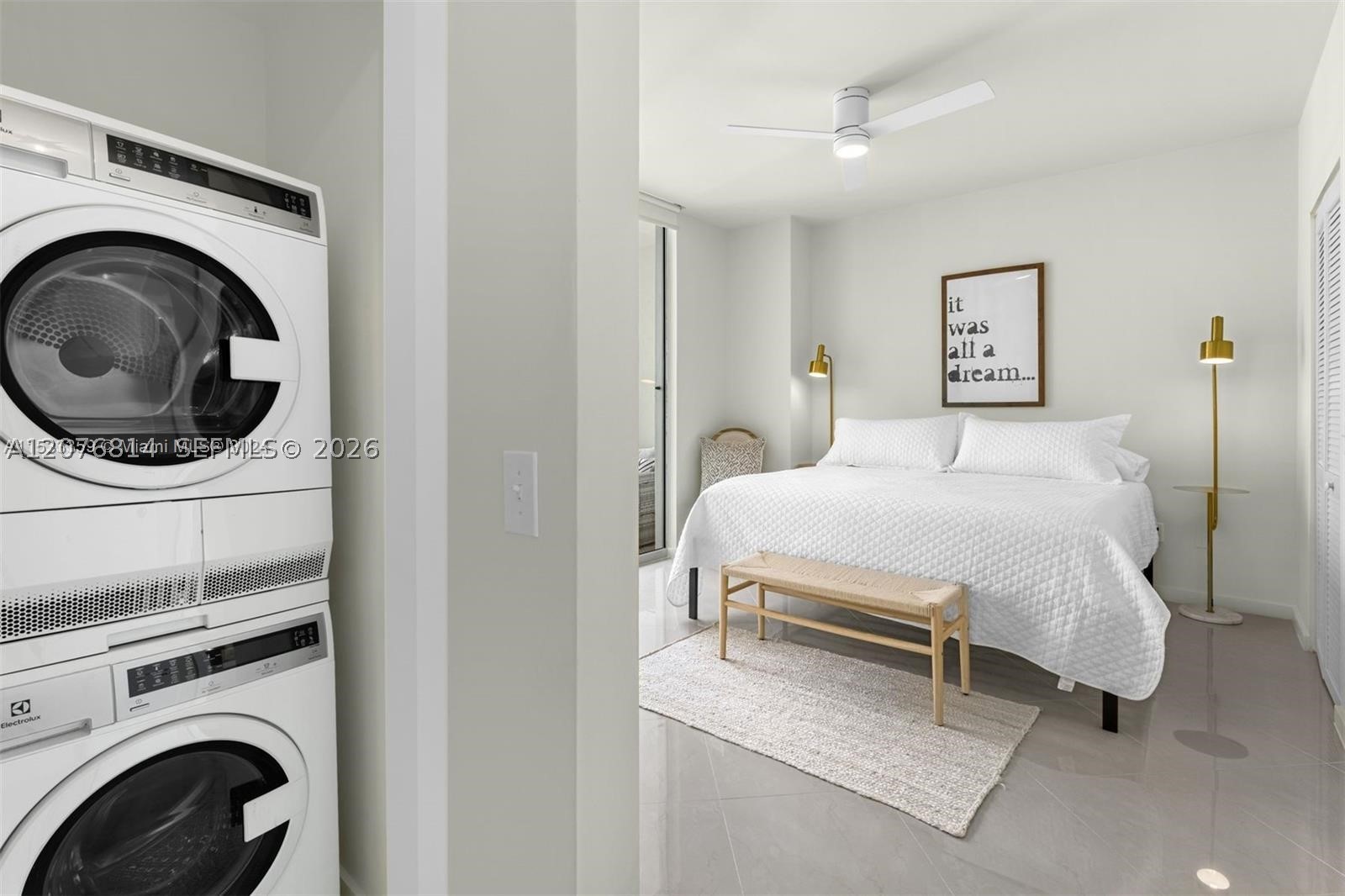 300 S Biscayne Blvd T-3407 Property Photo 11
