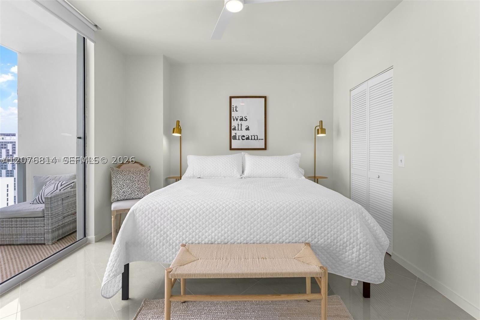 300 S Biscayne Blvd T-3407 Property Photo 12
