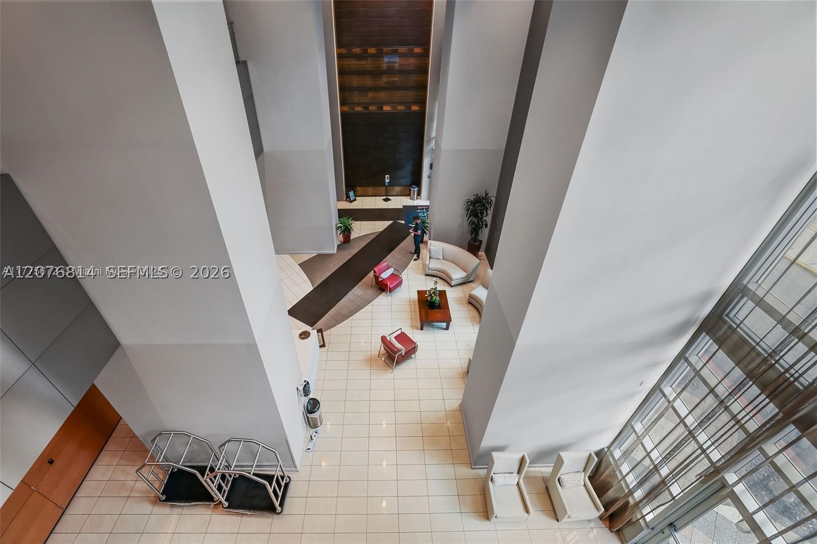 300 S Biscayne Blvd T-3407 Property Photo 18