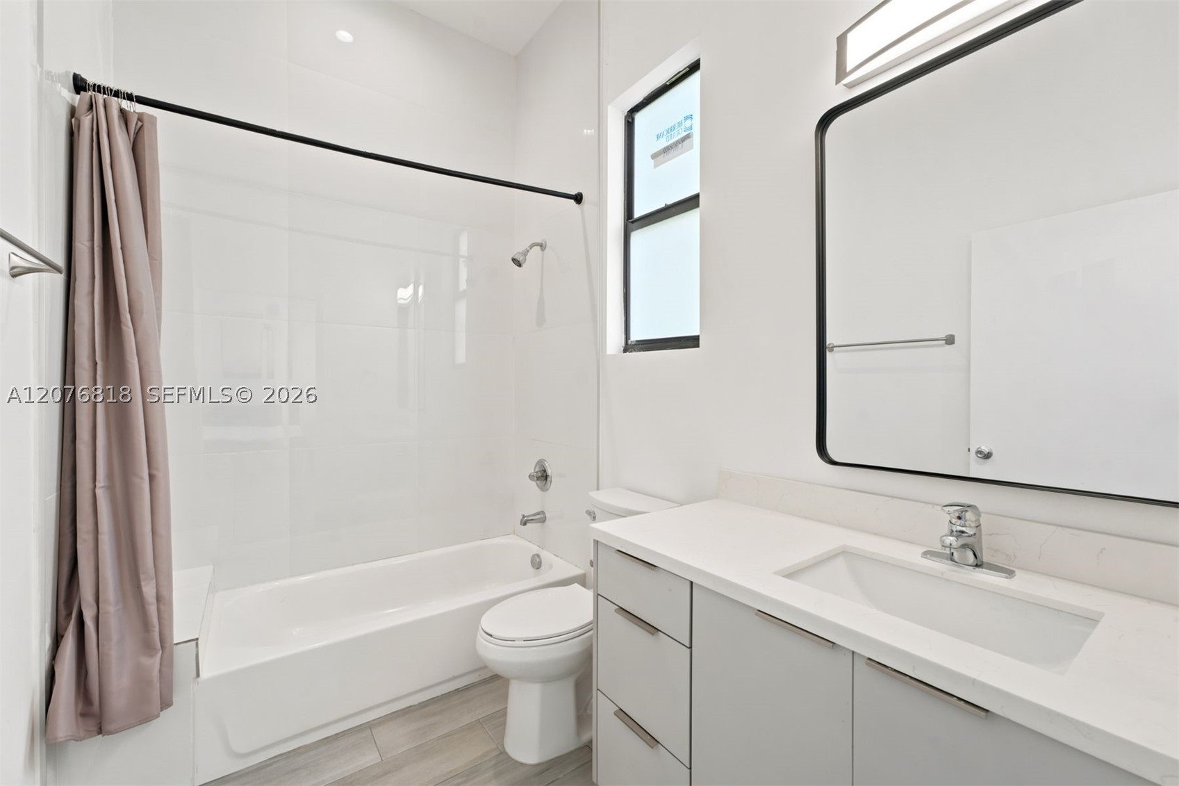 1544 Nw 59th St B Property Photo 19