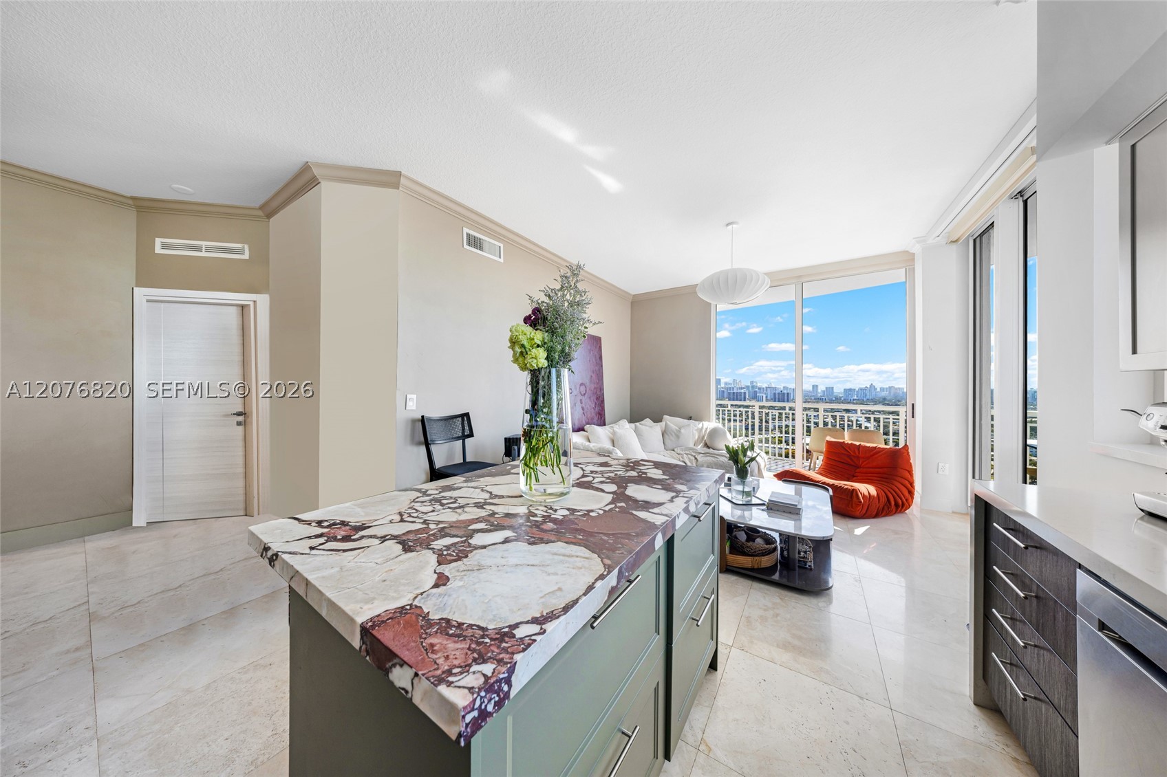 1745 E Hallandale Beach Blvd 2407w Property Photo 2
