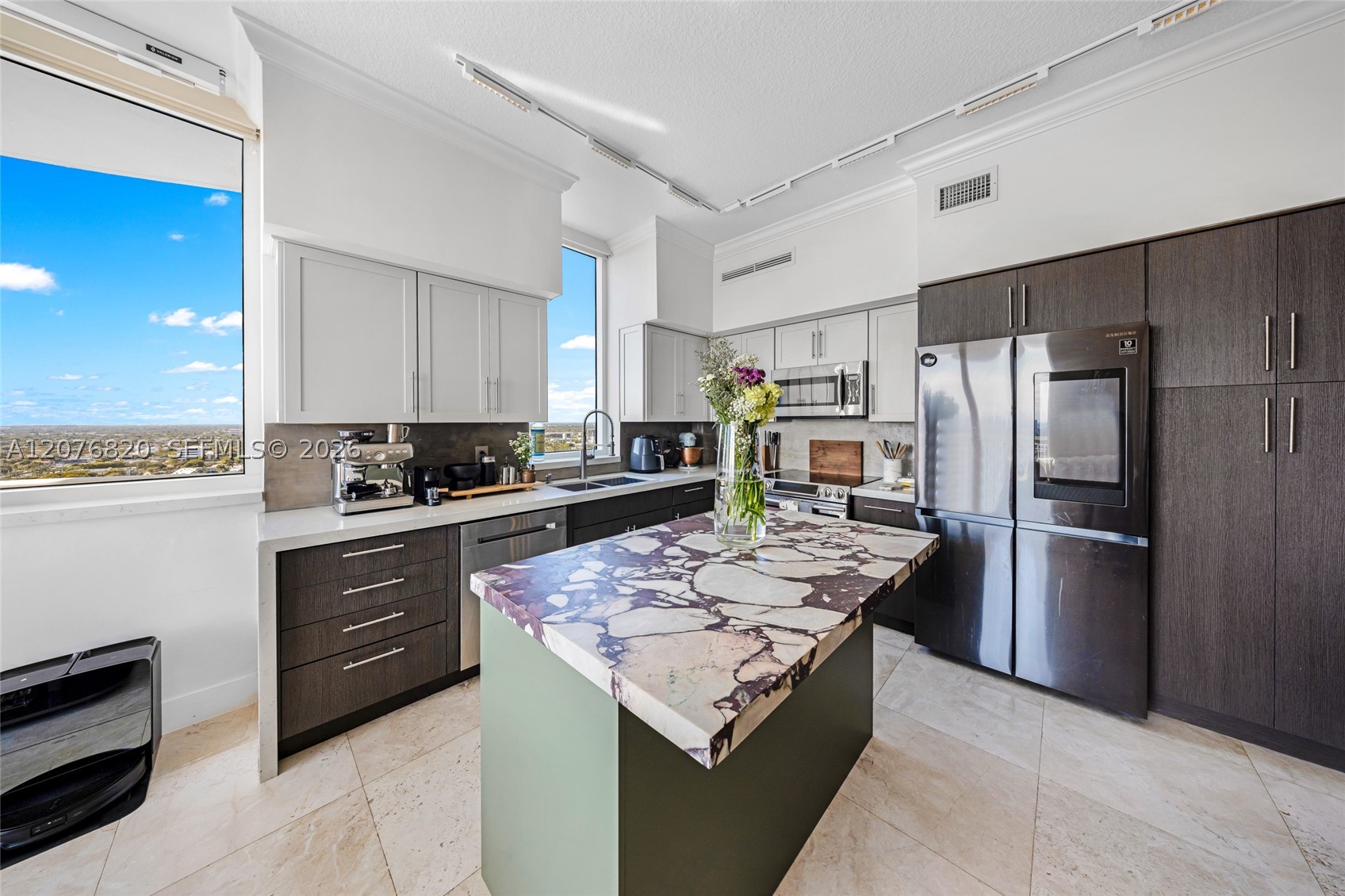 1745 E Hallandale Beach Blvd 2407w Property Photo 3