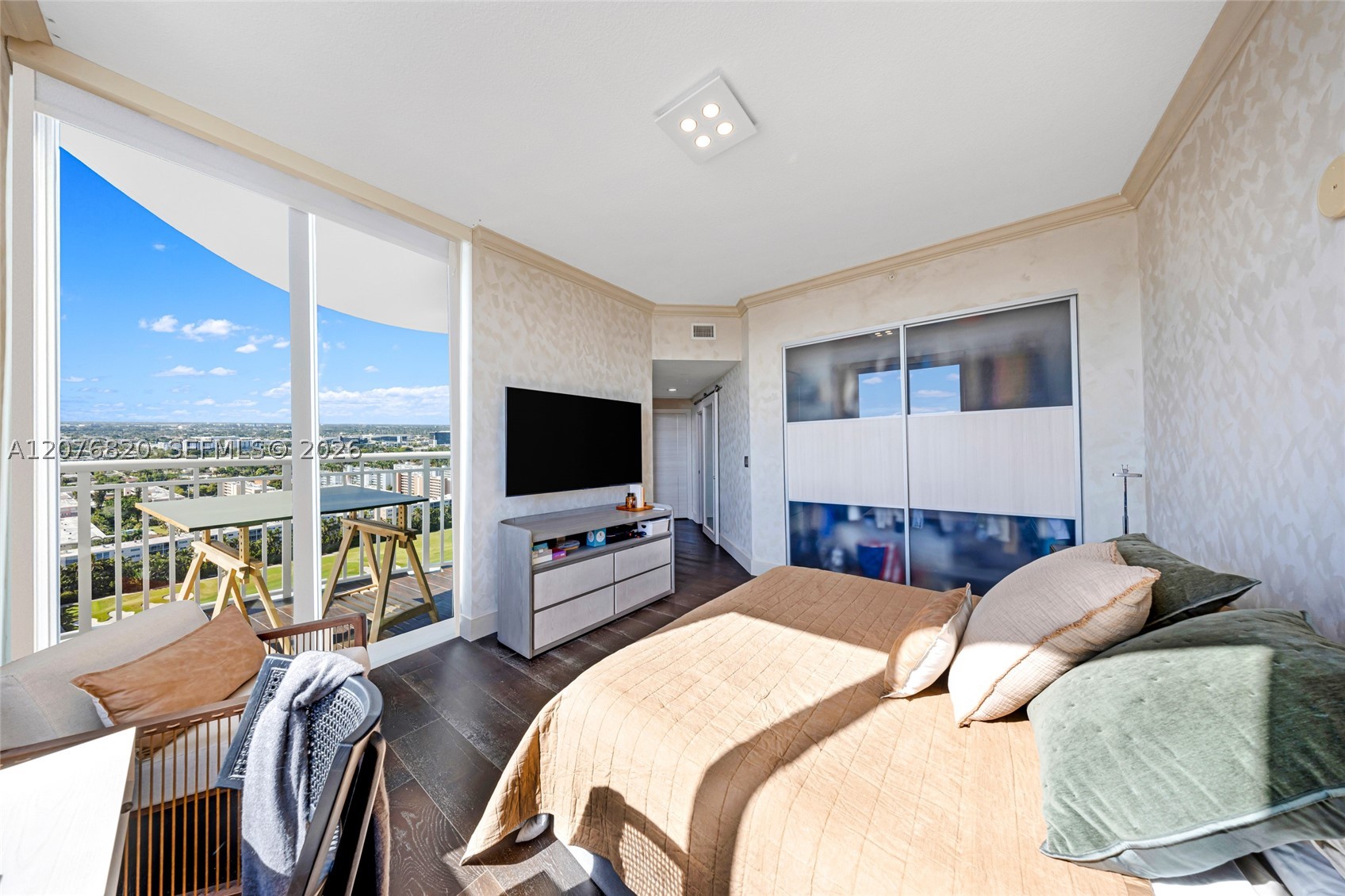 1745 E Hallandale Beach Blvd 2407w Property Photo 15