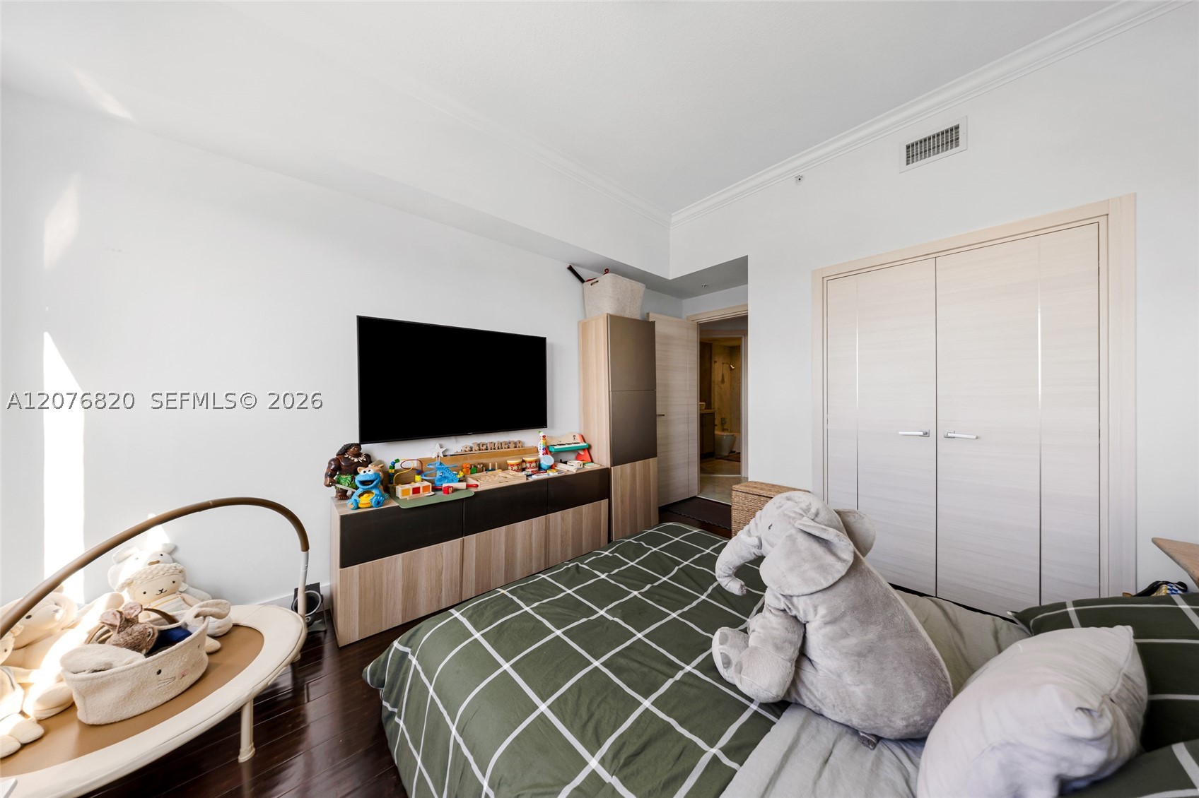 1745 E Hallandale Beach Blvd 2407w Property Photo 20