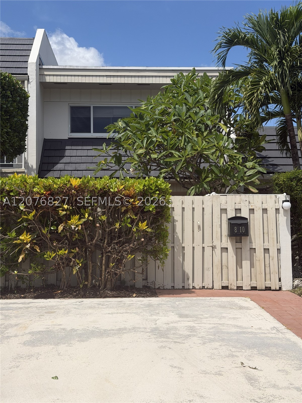 8110 SW 82nd Ct 8110 Property Photo 1