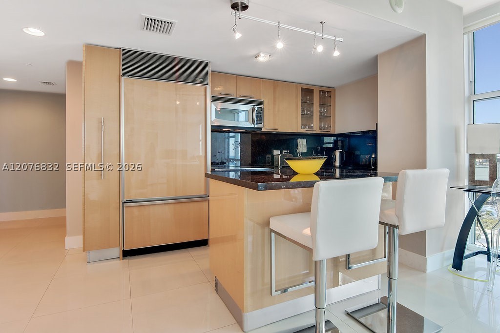 6801 Collins Ave 1216 Property Photo 12