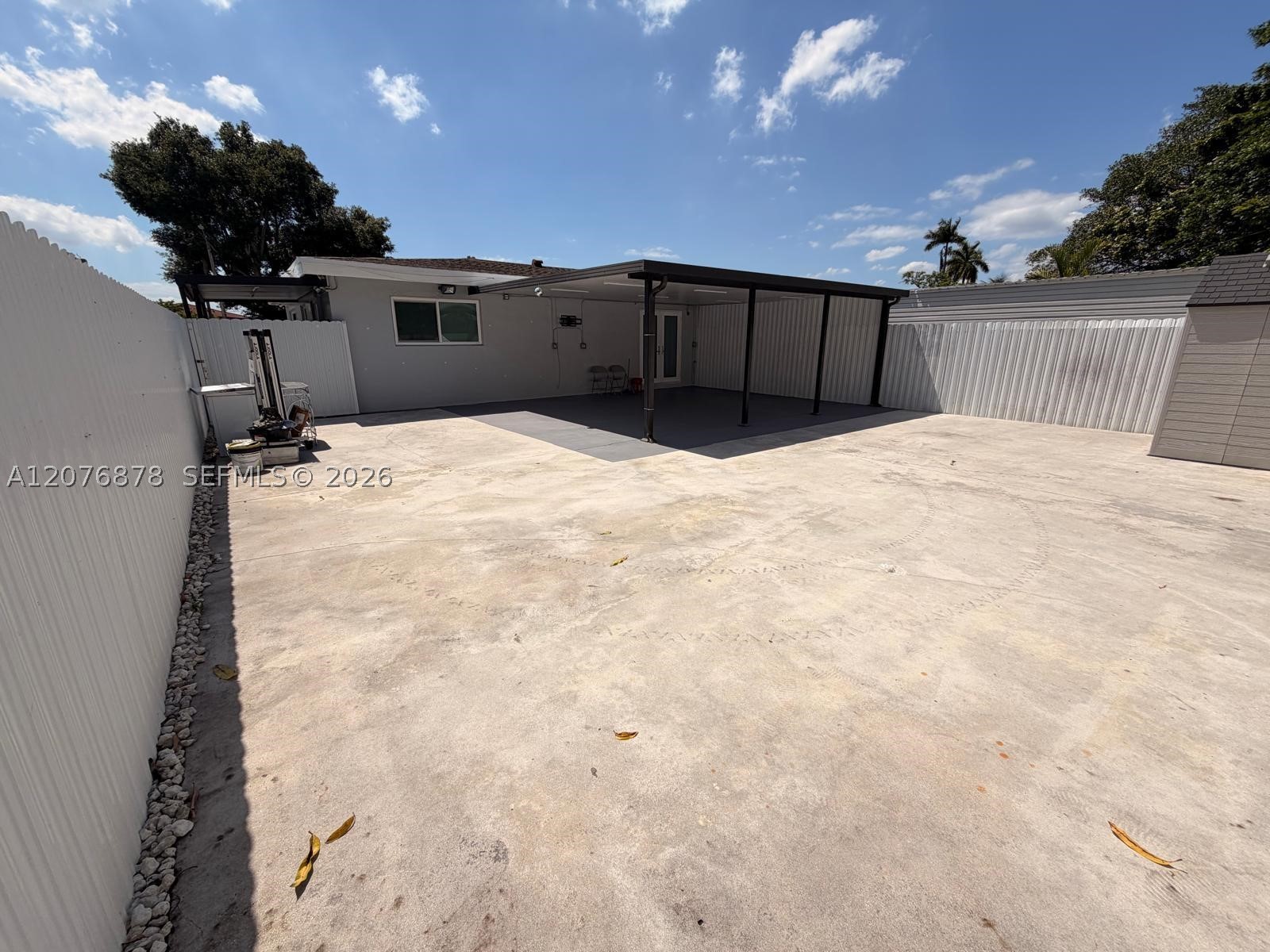 14321 Nw 16th Ct Property Photo 32
