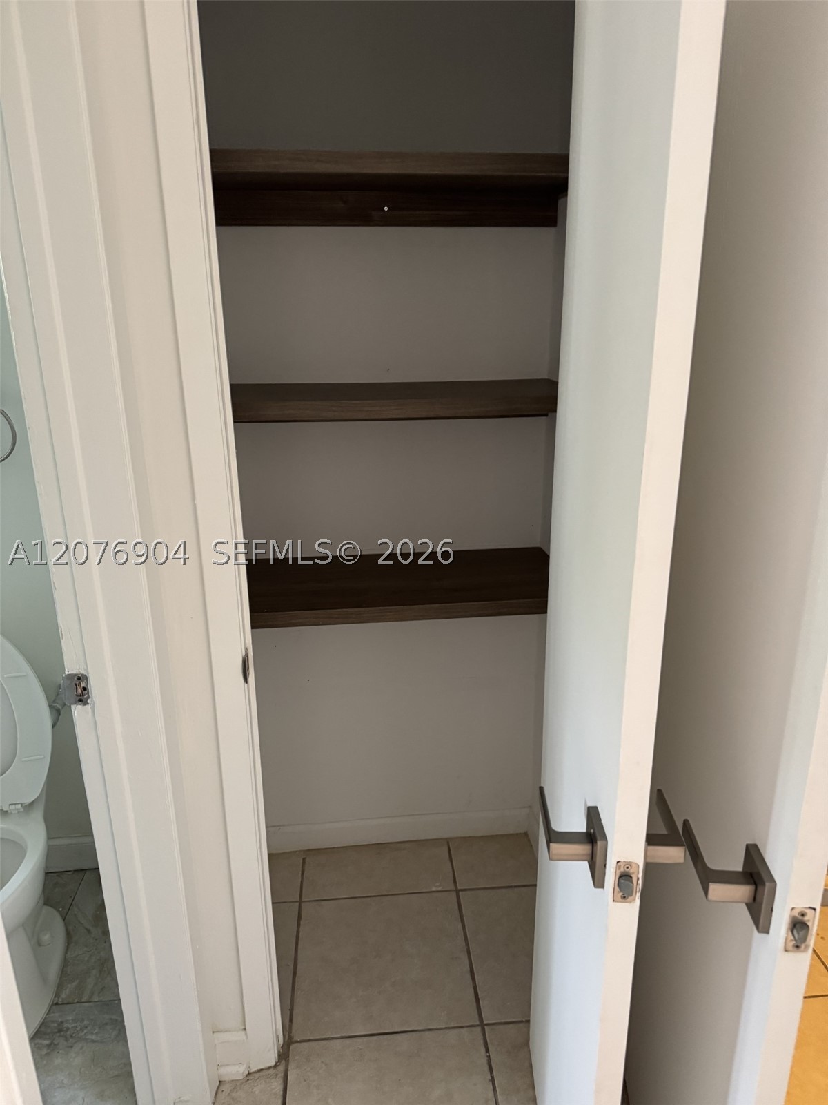1011 Euclid Ave 5 Property Photo 13