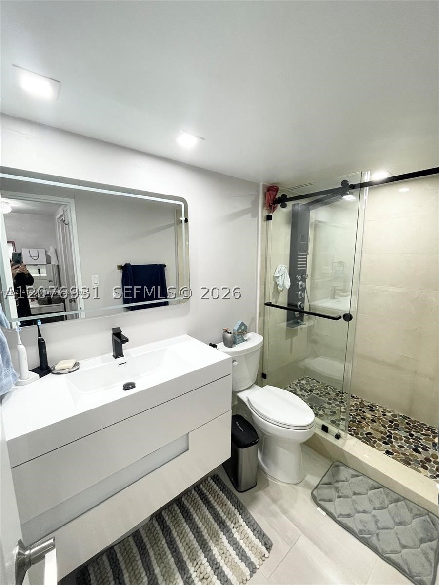 5600 Collins Ave 16p Property Photo 32