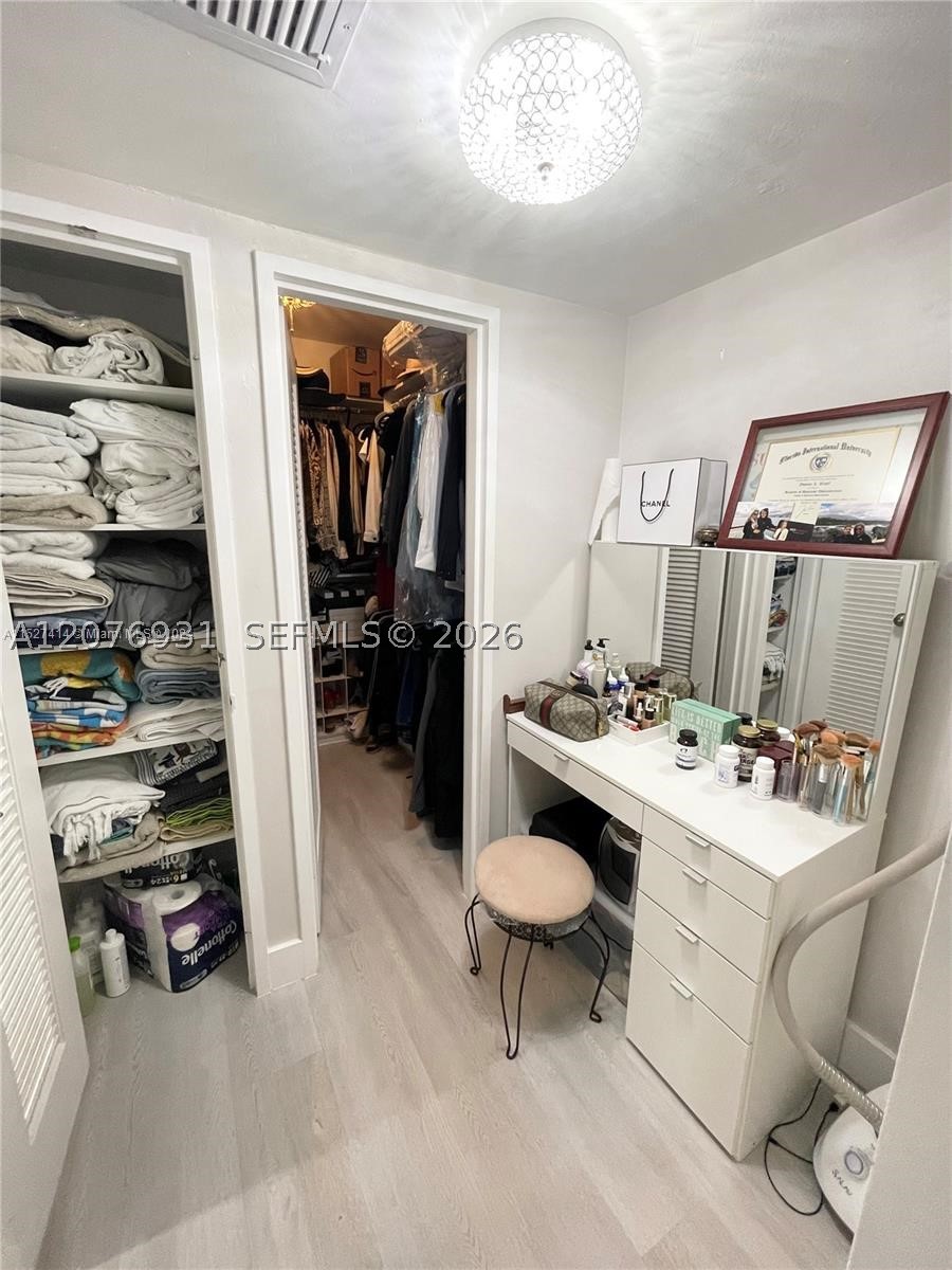 5600 Collins Ave 16p Property Photo 37