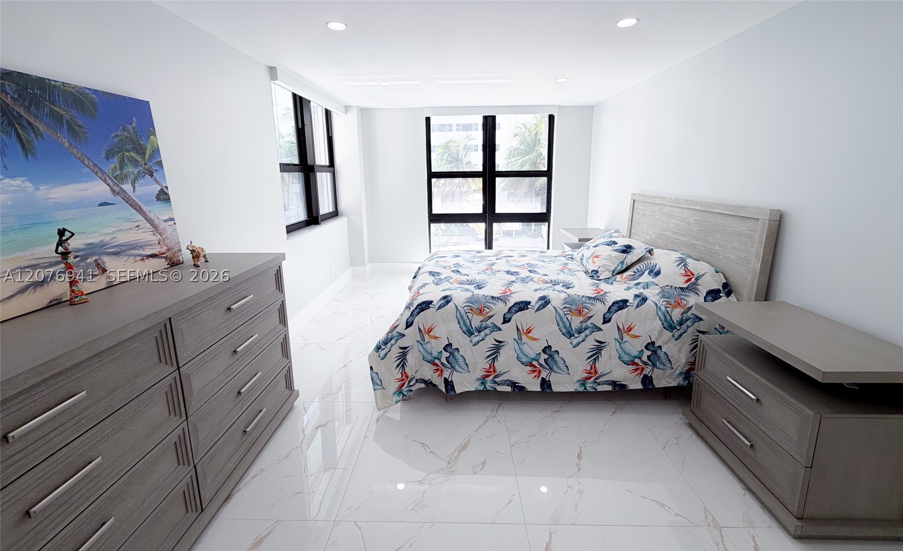 1800 Collins Ave 3h Property Photo 8