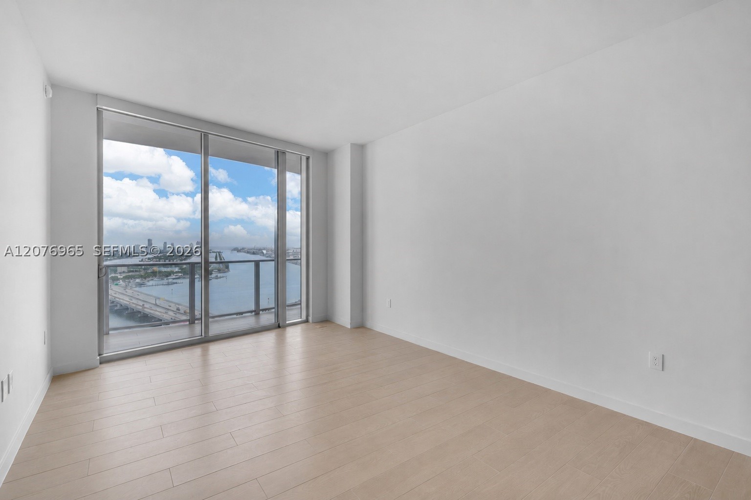 1400 Biscayne Blvd 2305 Property Photo 4