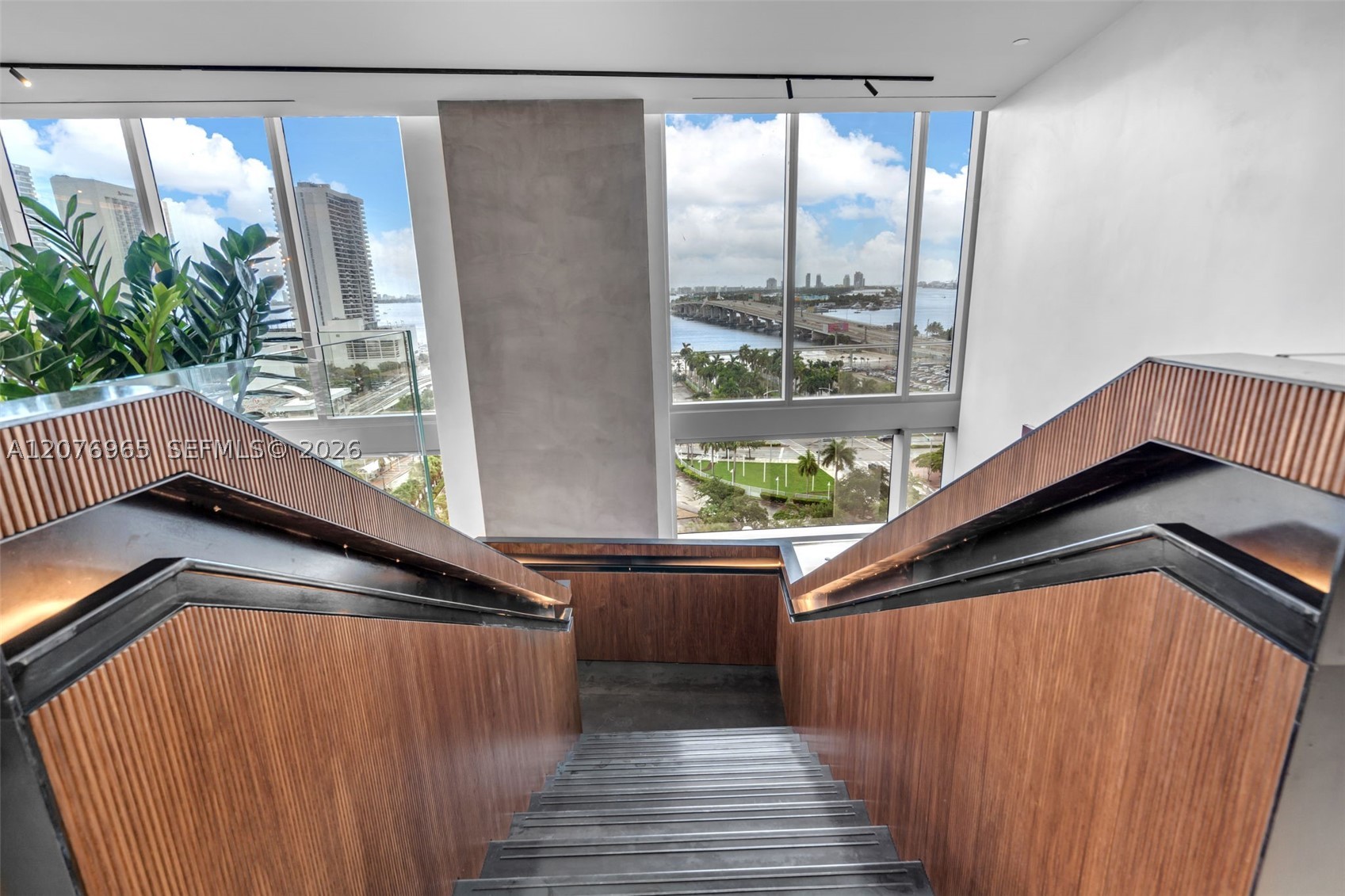 1400 Biscayne Blvd 2305 Property Photo 40