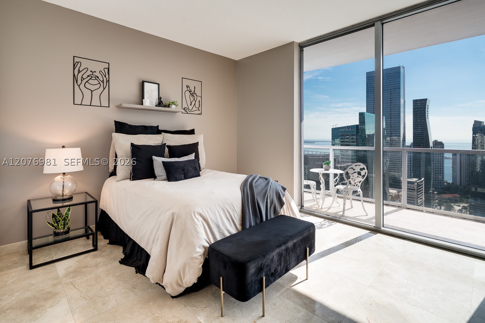 1060 Brickell Ave 4009 Property Photo 1