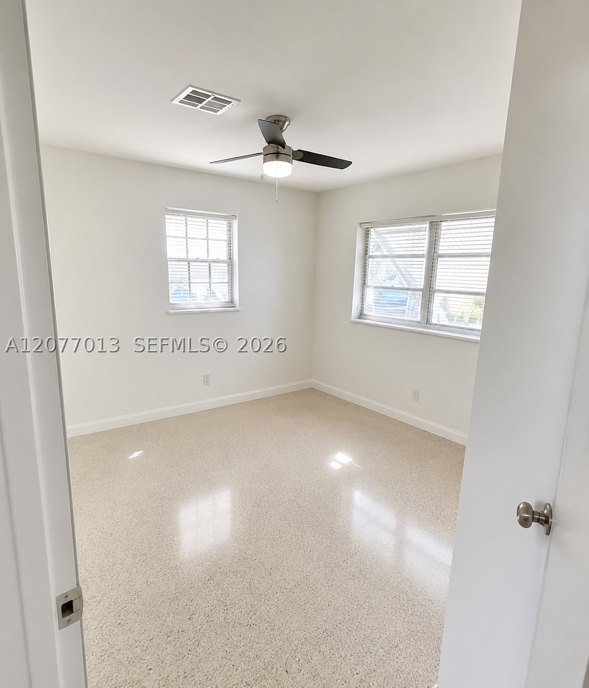 441 Sw 10th Ter 0 Property Photo 7